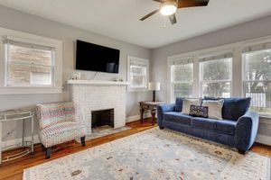 Renta temporal - 1 Mi to Hermann Park: Houston Apt w/ Shared Yard