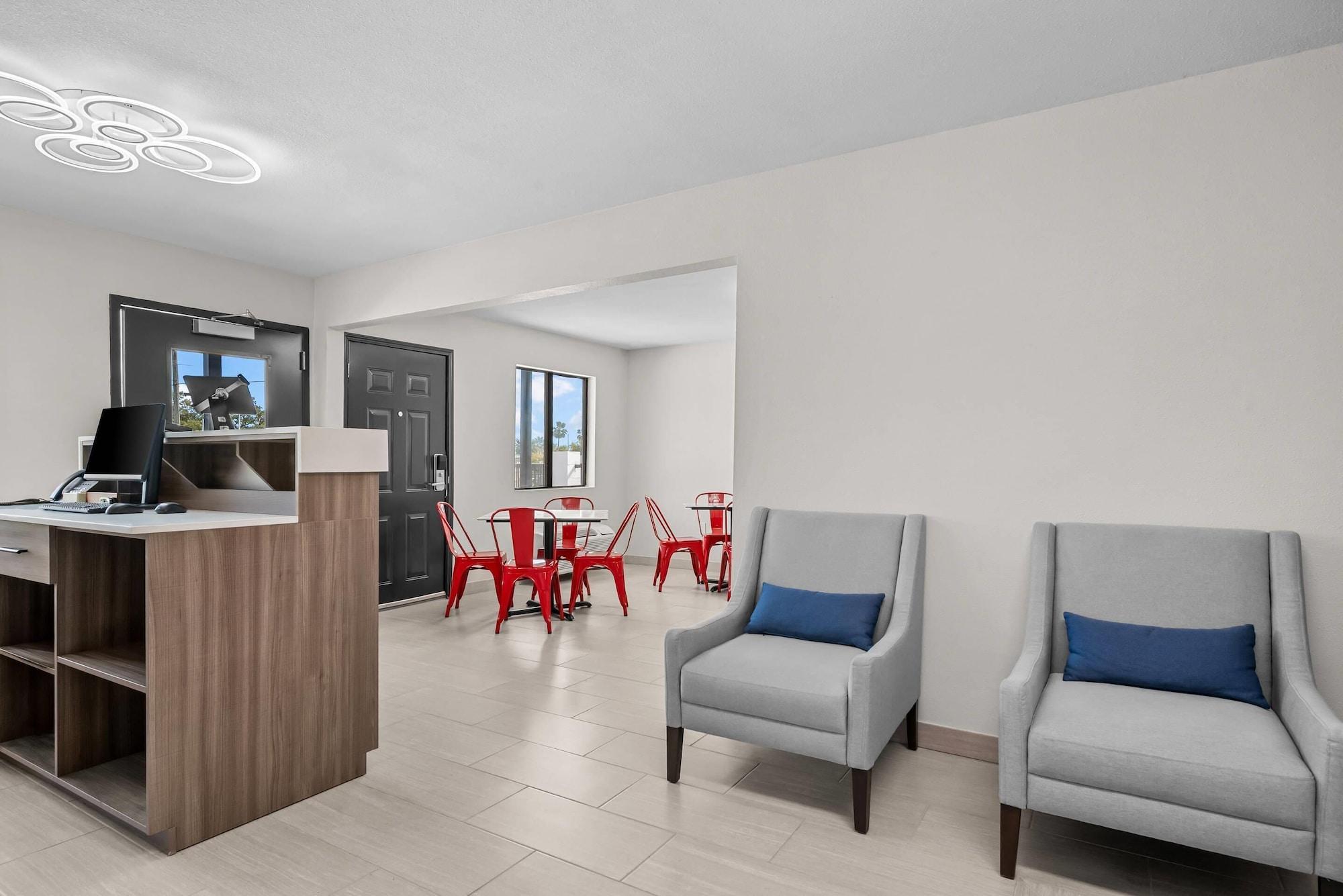 Vista Lobby Econo Lodge Biloxi Beach