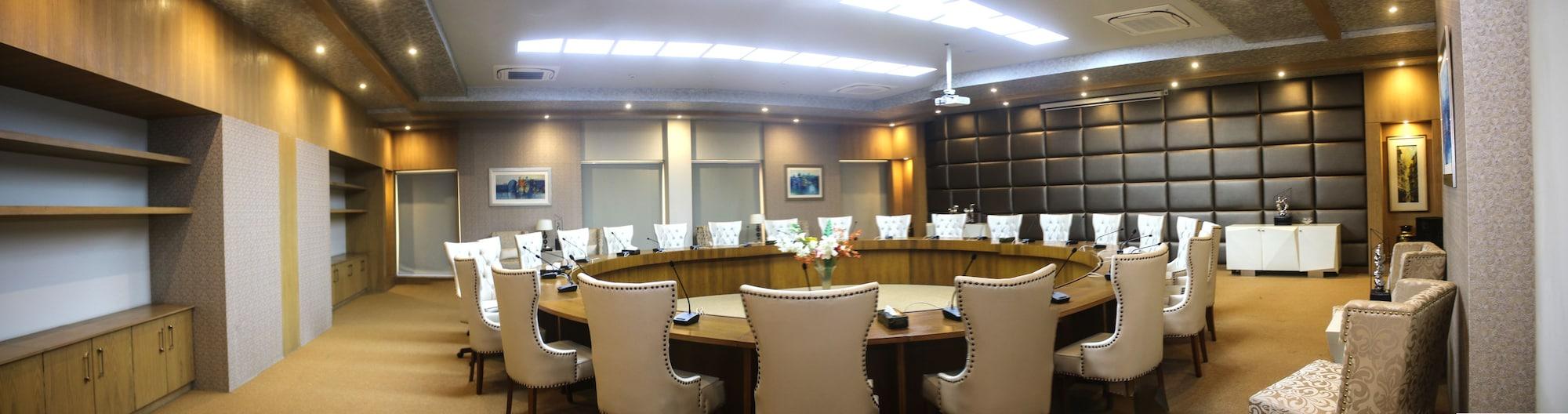 Sala de Reuniones Circle Club