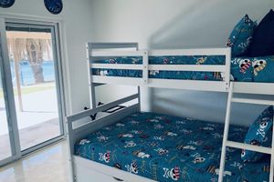 Alquiler Vacacional - Riverfront Paradise! Sleeps 7