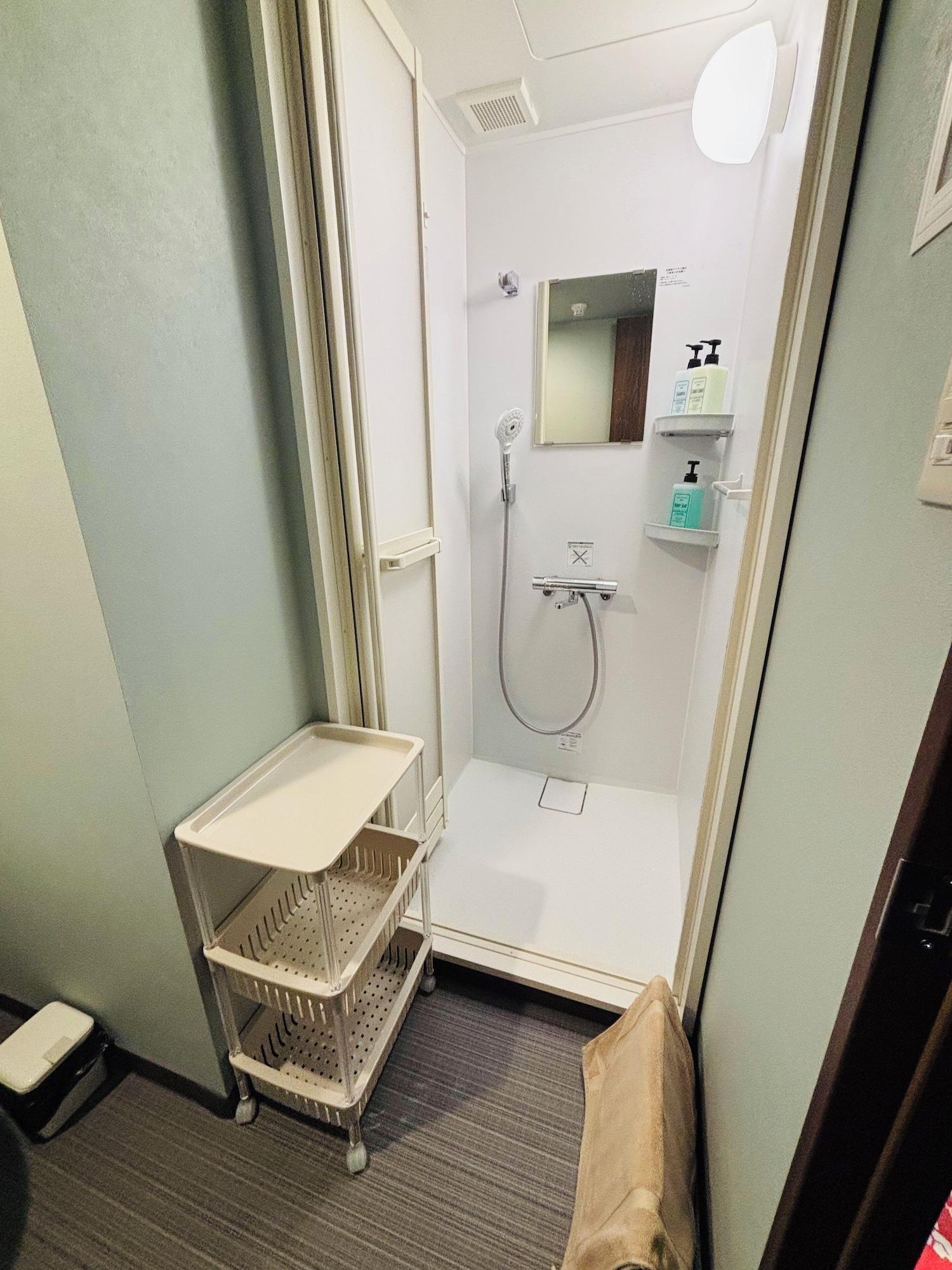 Equipamiento de Habitación Wasabi Mita Hotel