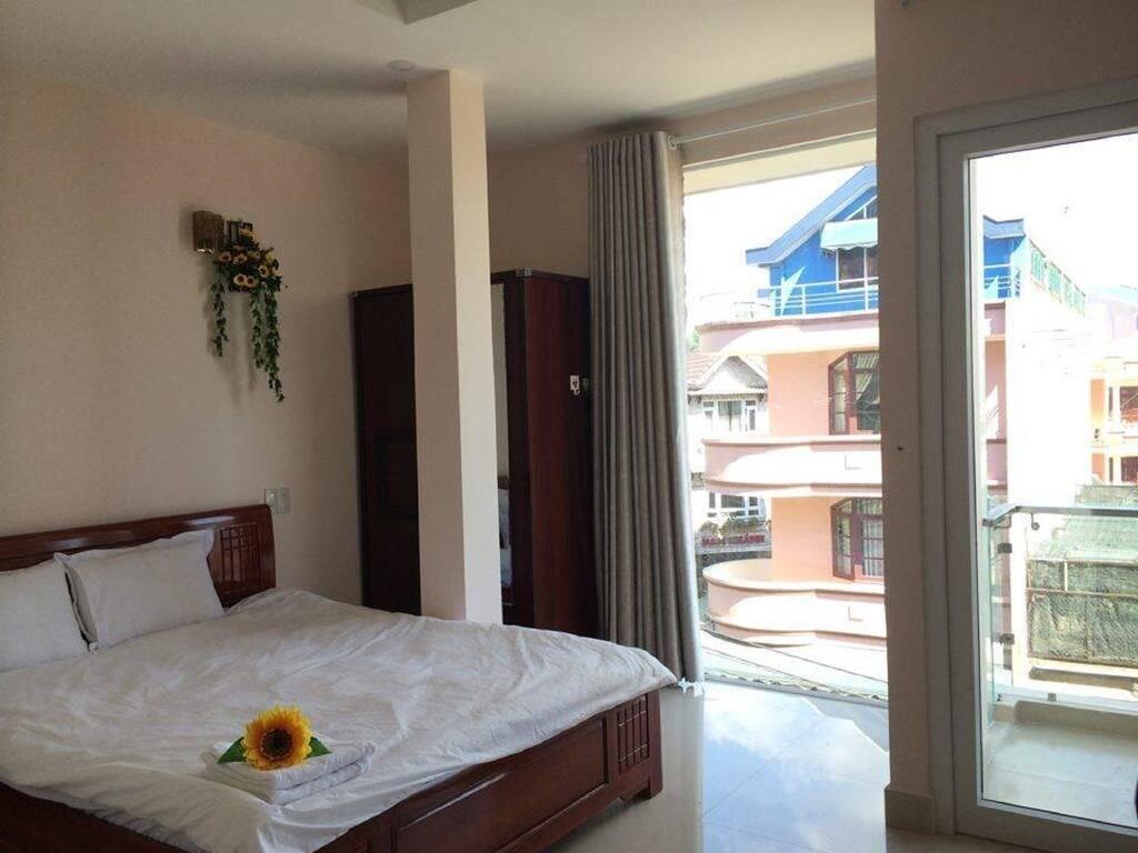 Varios Nguyen Minh Hostel