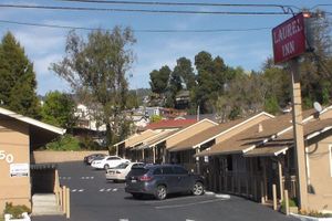 Alojamiento - Laurel Inn