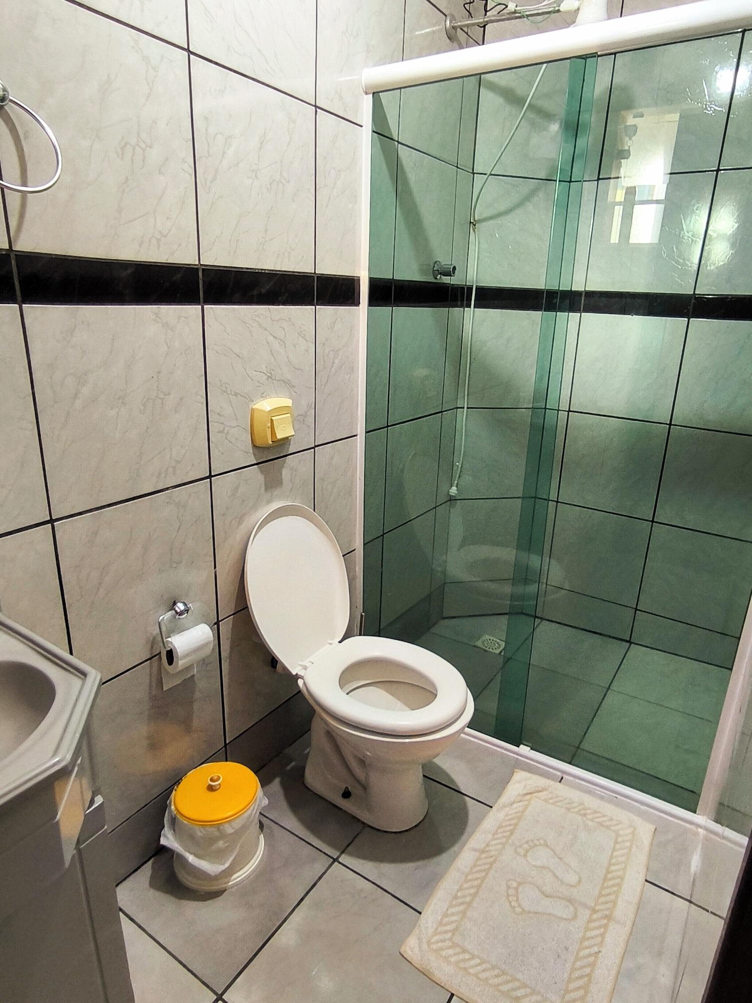 Comodidades do quarto Hotel e pousada Boulevard Itapoa