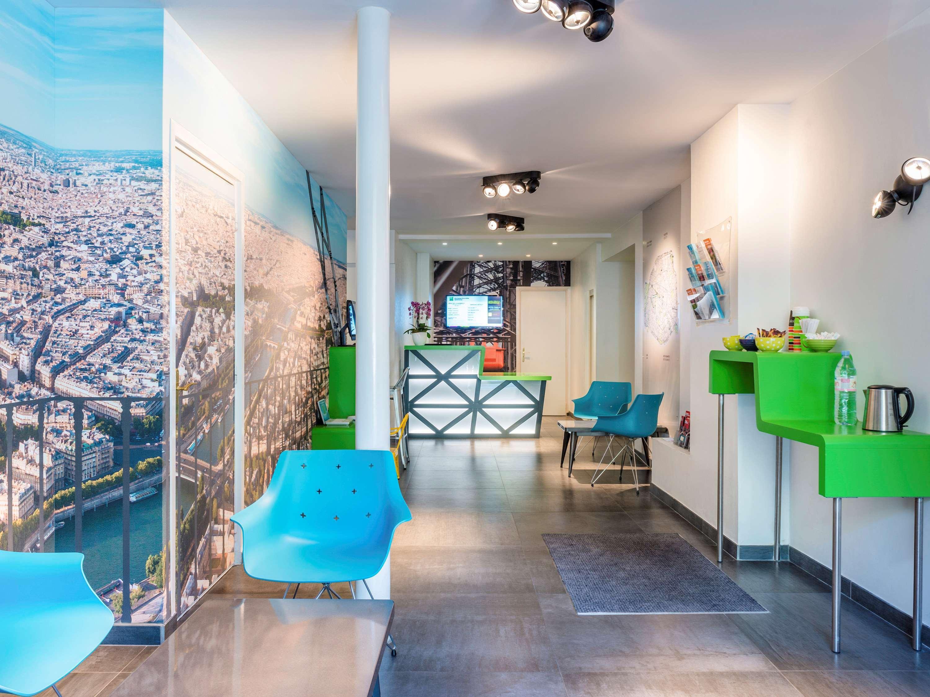 Bar/Salón ibis Styles Paris Eiffel Cambronne
