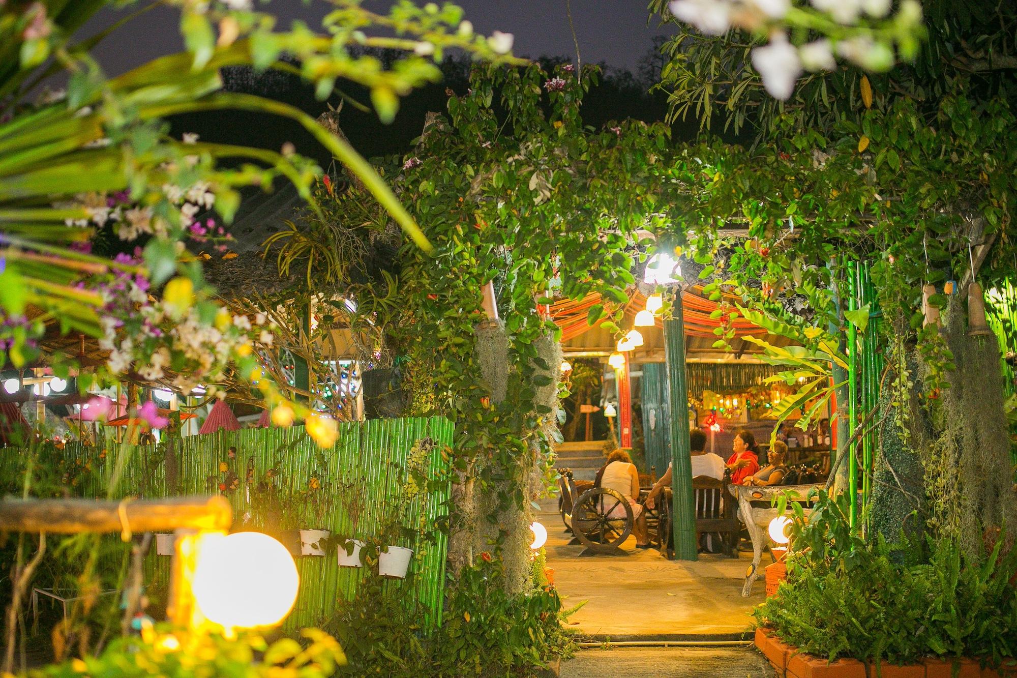 Sala de Reuniones Karen Eco Lodge