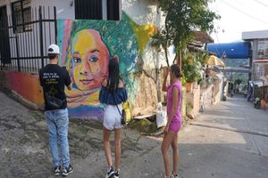 Actividad - Cultural Tour to Siloé, Comuna 20 in Cali