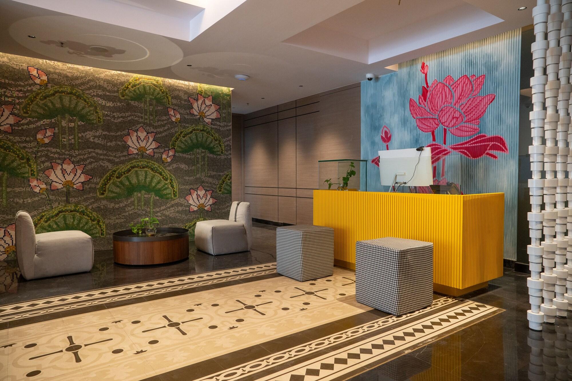 Varios Zibe Luxe Kakinada by GRT Hotels