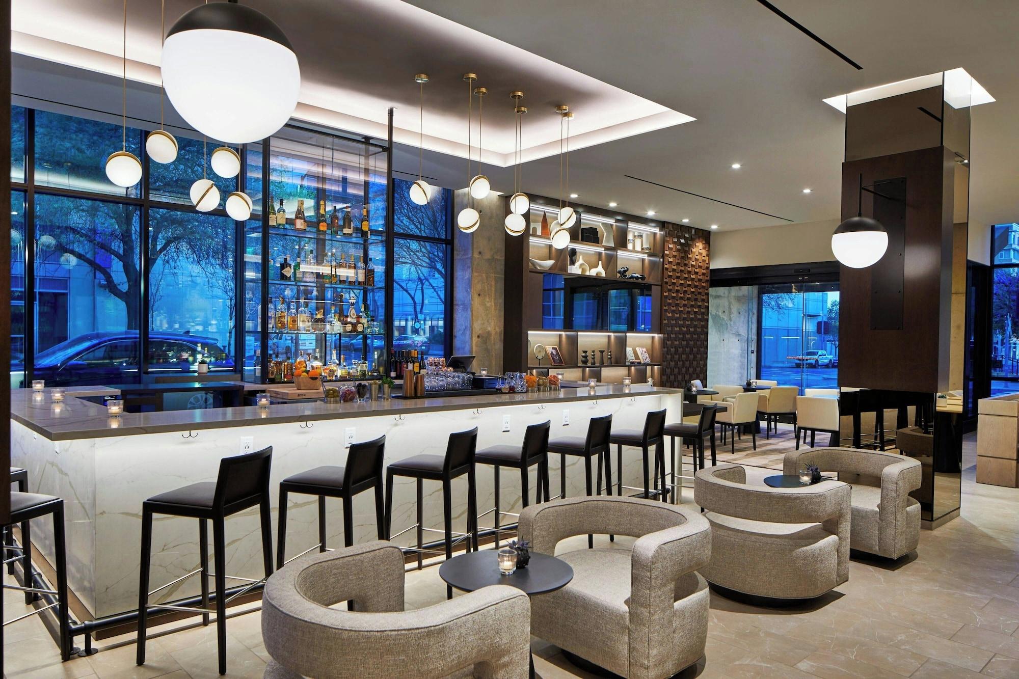 Bar/Salón AC Hotel By Marriott Sacramento