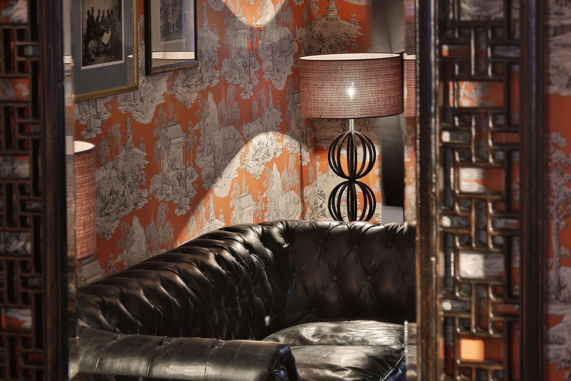 Bar/Salón Hôtel R. Kipling by Happyculture