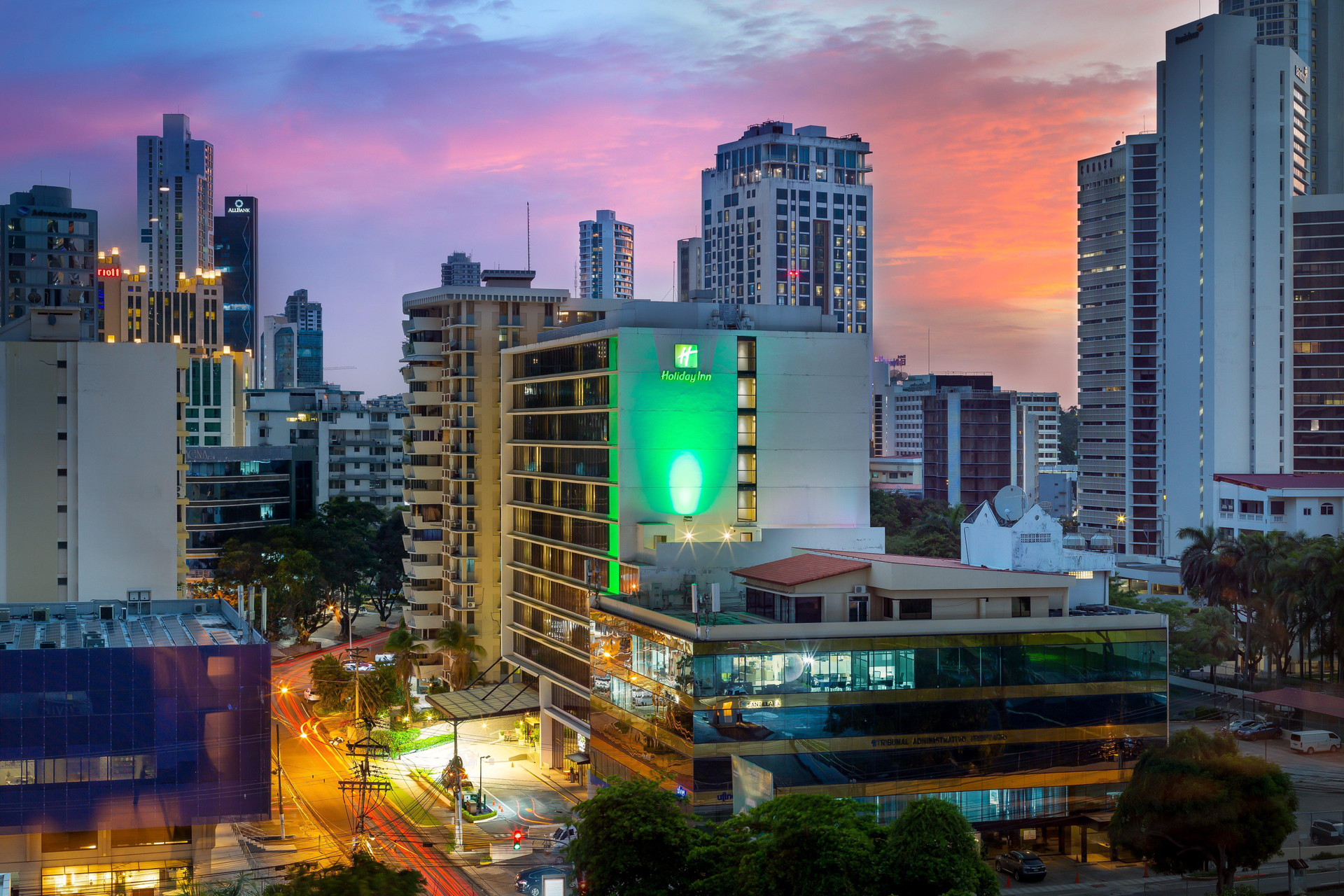 Vista Exterior Holiday Inn Panama Distrito Financiero by IHG