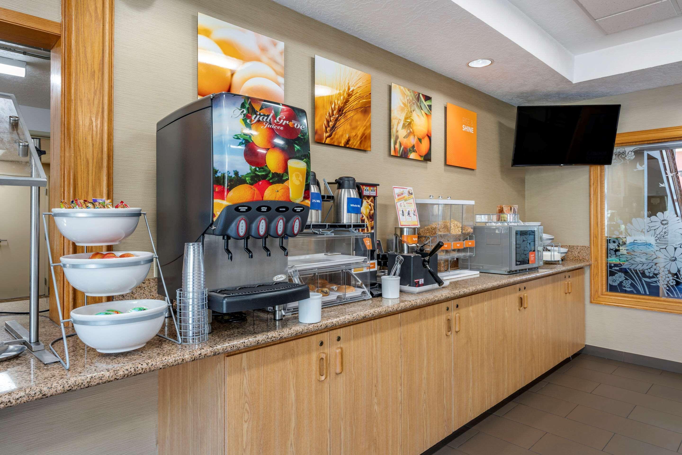 Restaurant Comfort Suites Salem
