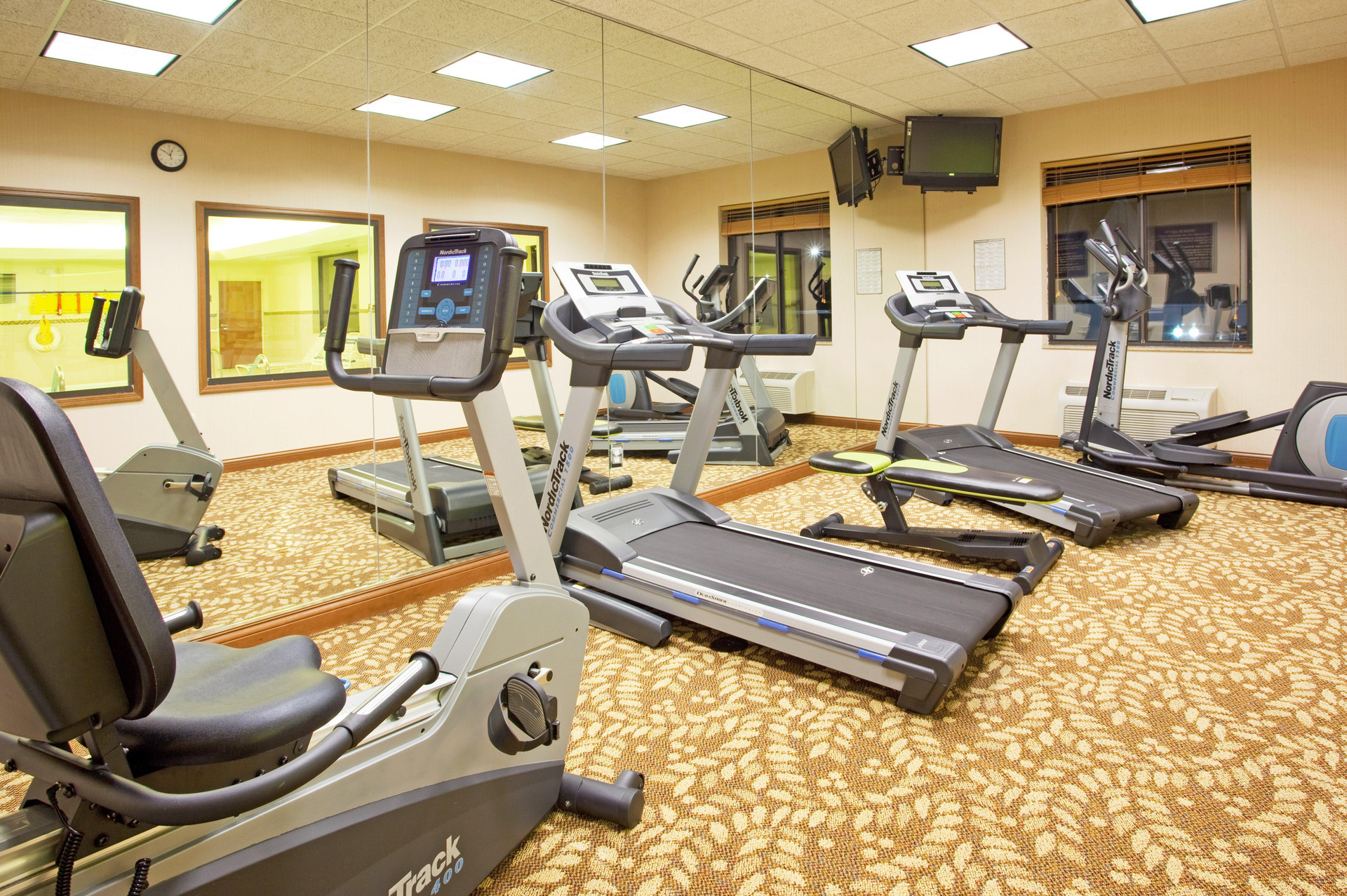Gimnasio Holiday Inn Express & Suites Howell by IHG