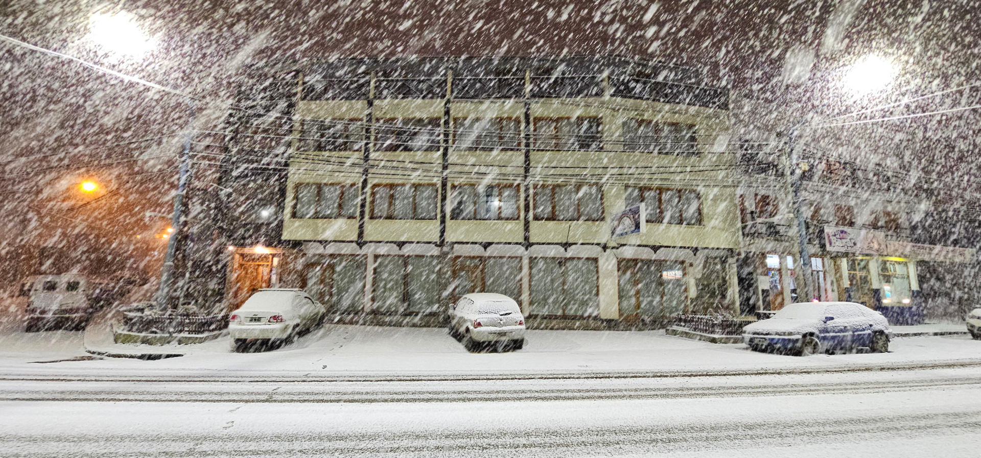 Vista Exterior Chalp Hostería