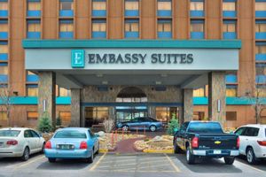 Alojamiento - Embassy Suites by Hilton Denver Central Park