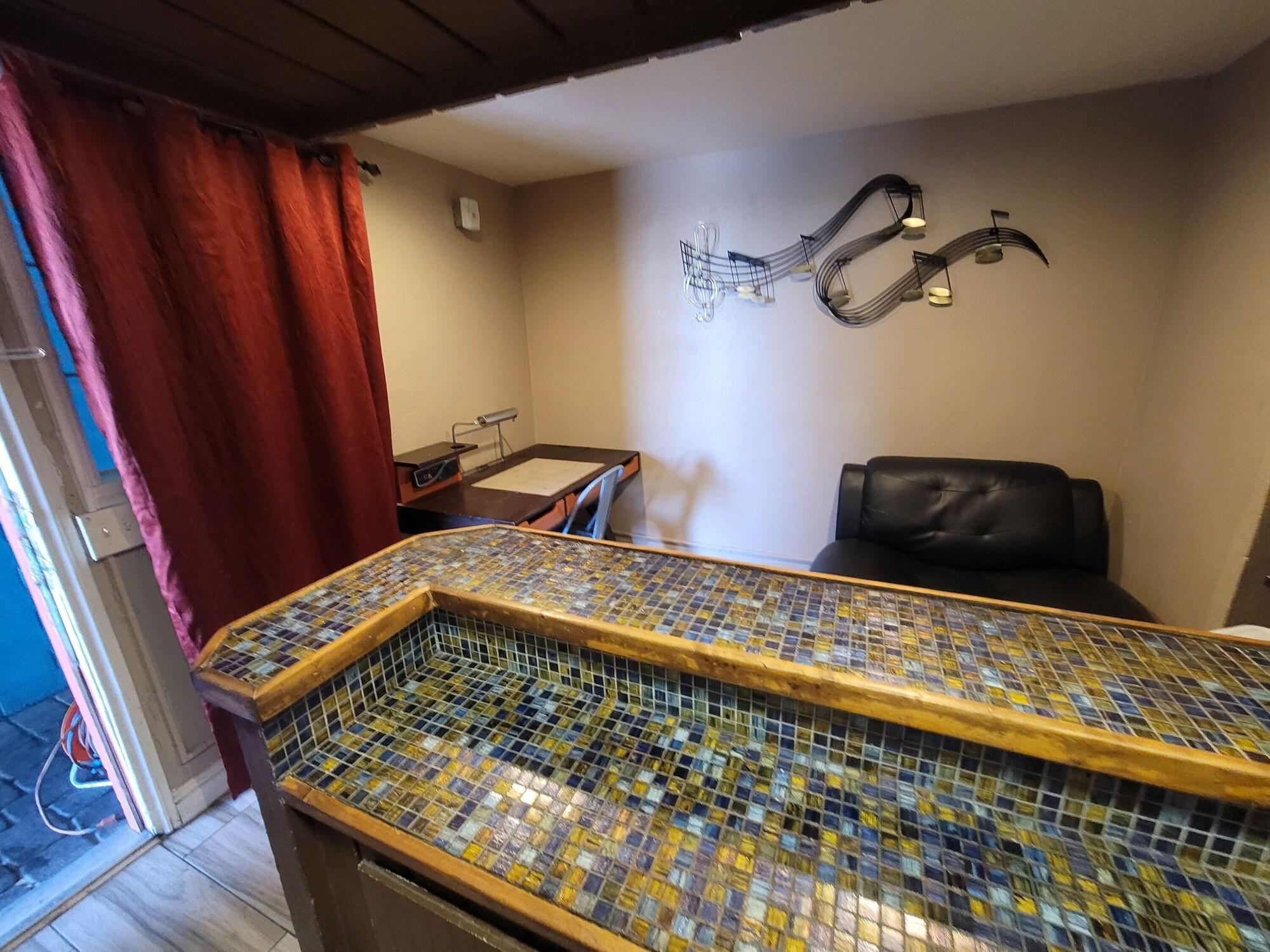 Comodidades del Alojamiento DESERT HILLS MOTEL