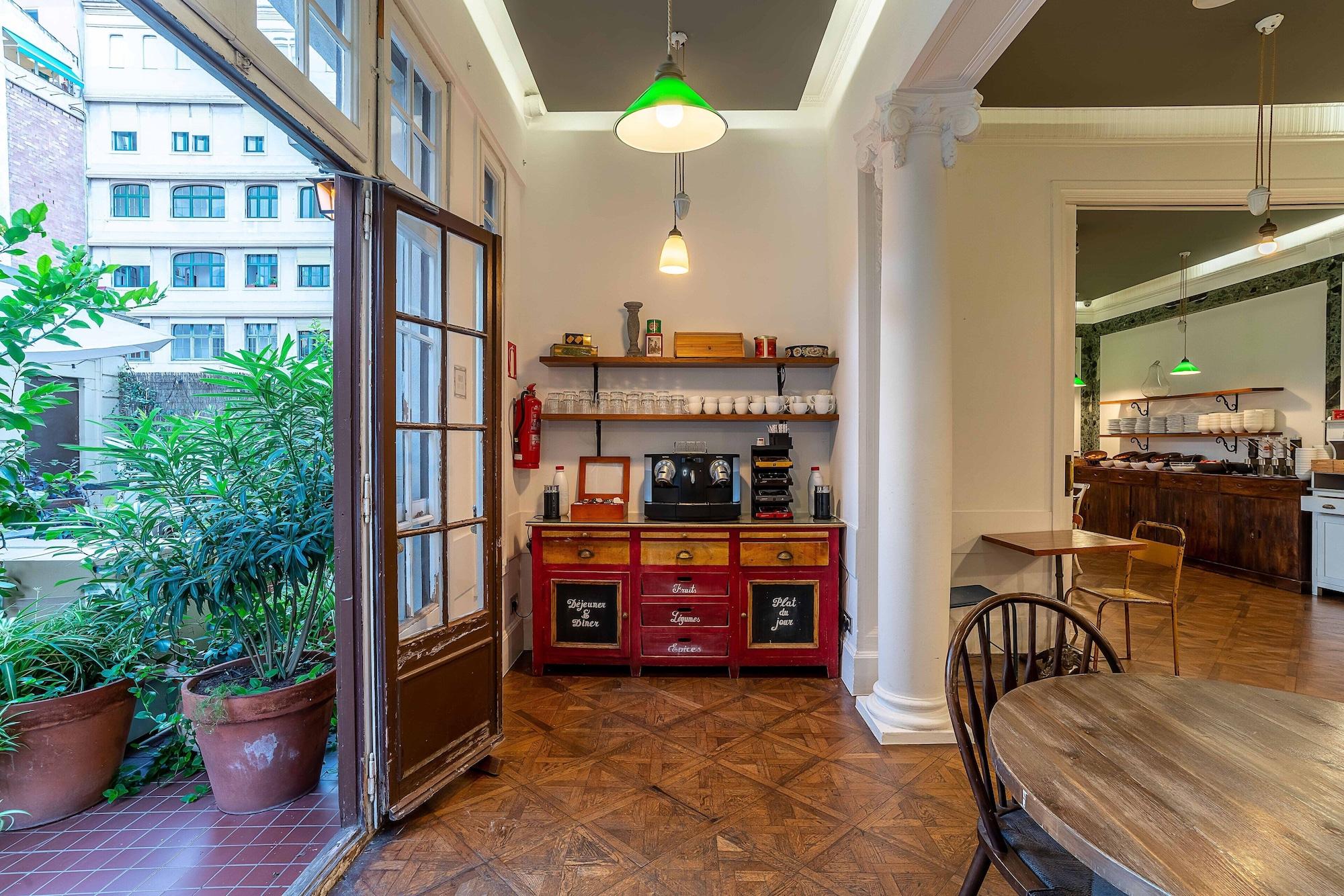 Restaurant Casa Gracia Barcelona - Hostel