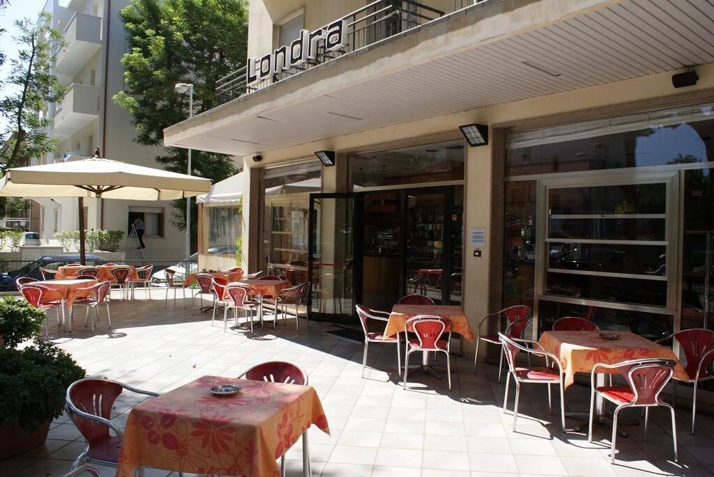 Bar/Salón Pensione Londra