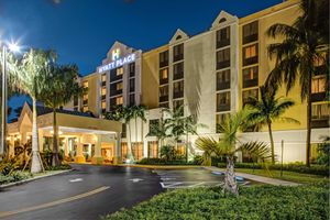 Alojamiento - Hyatt Place Fort Lauderdale Cruise Port & Convention Center