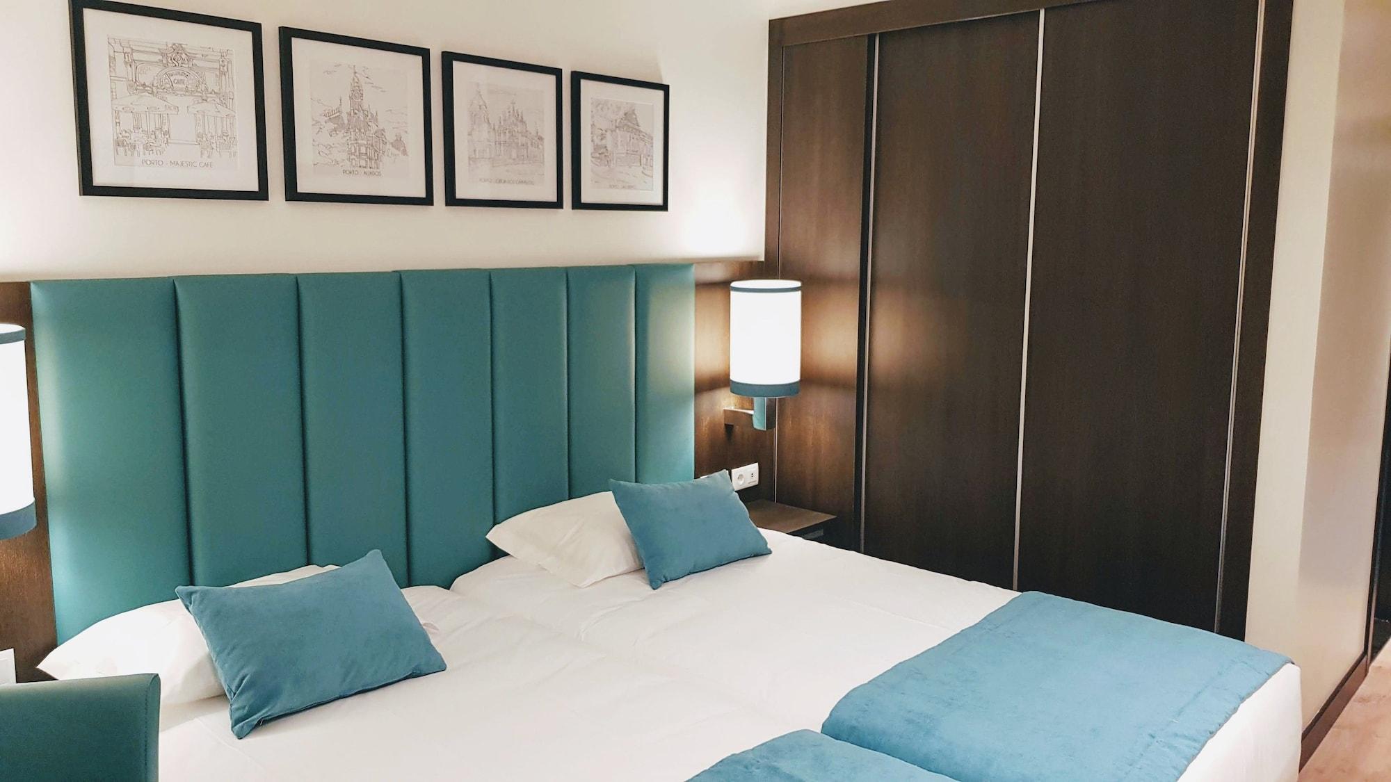 Varios Porto City Hotel