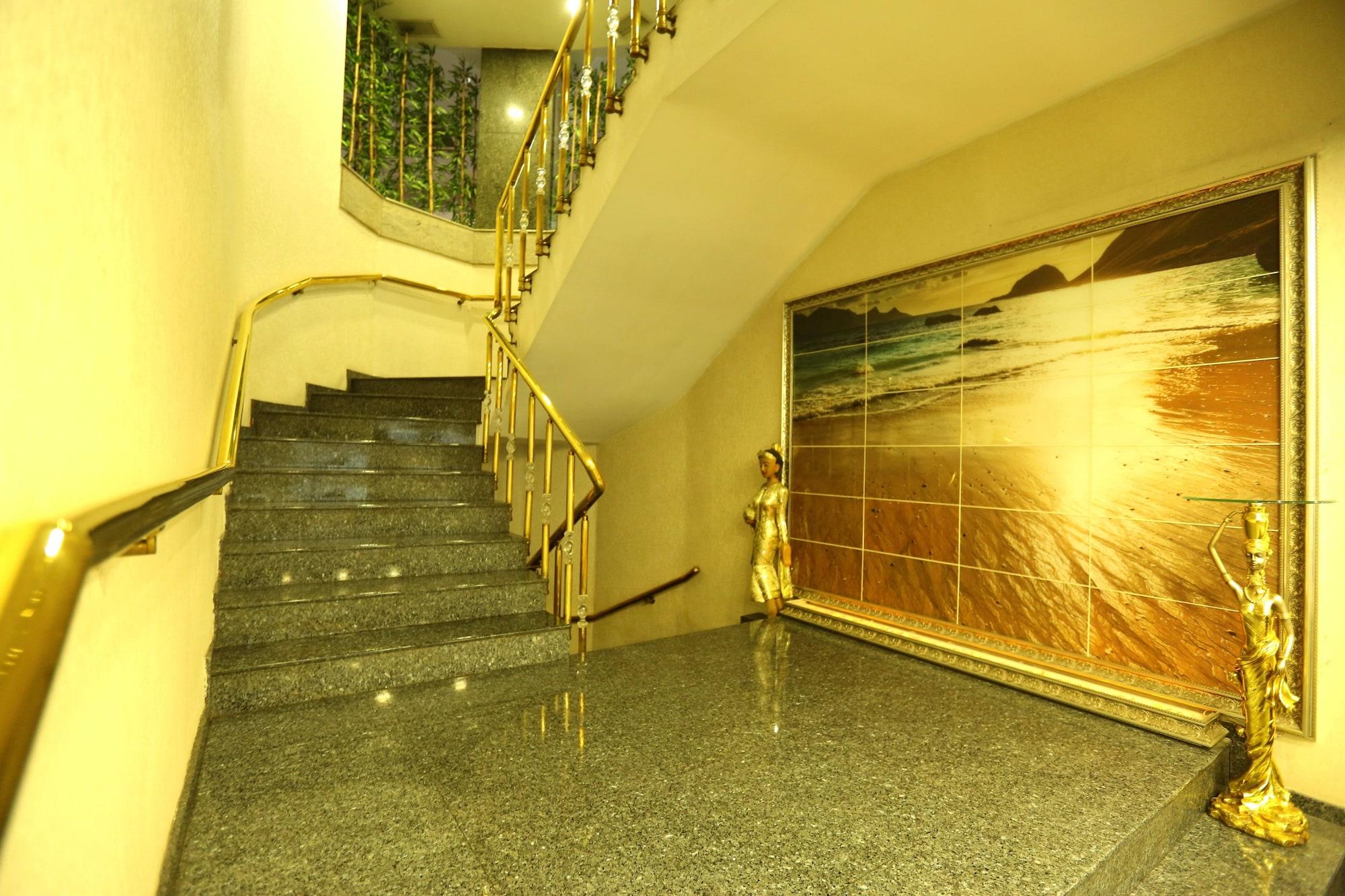Vista Lobby Prestige Hotel