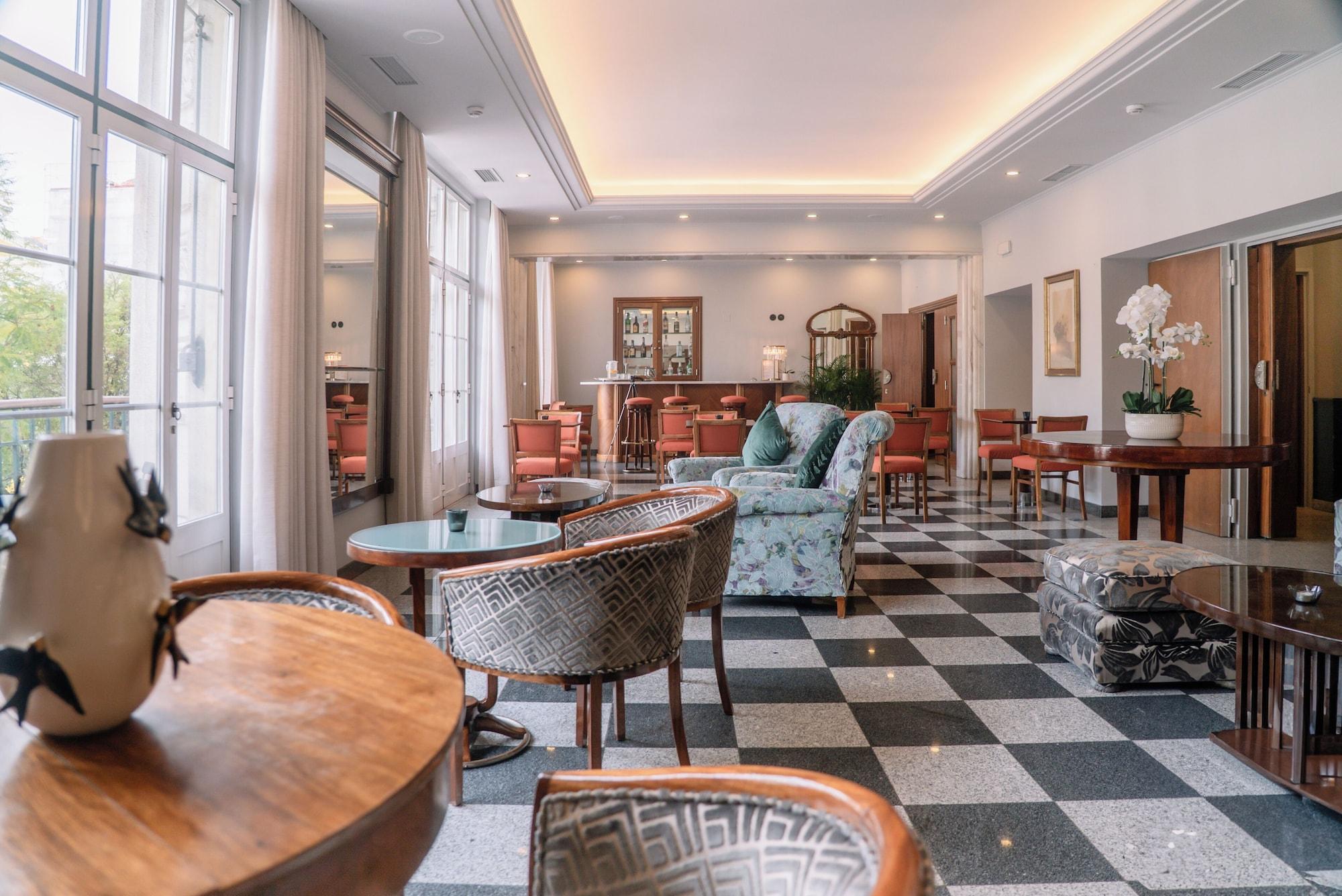 Bar/Salón Hotel Metropole