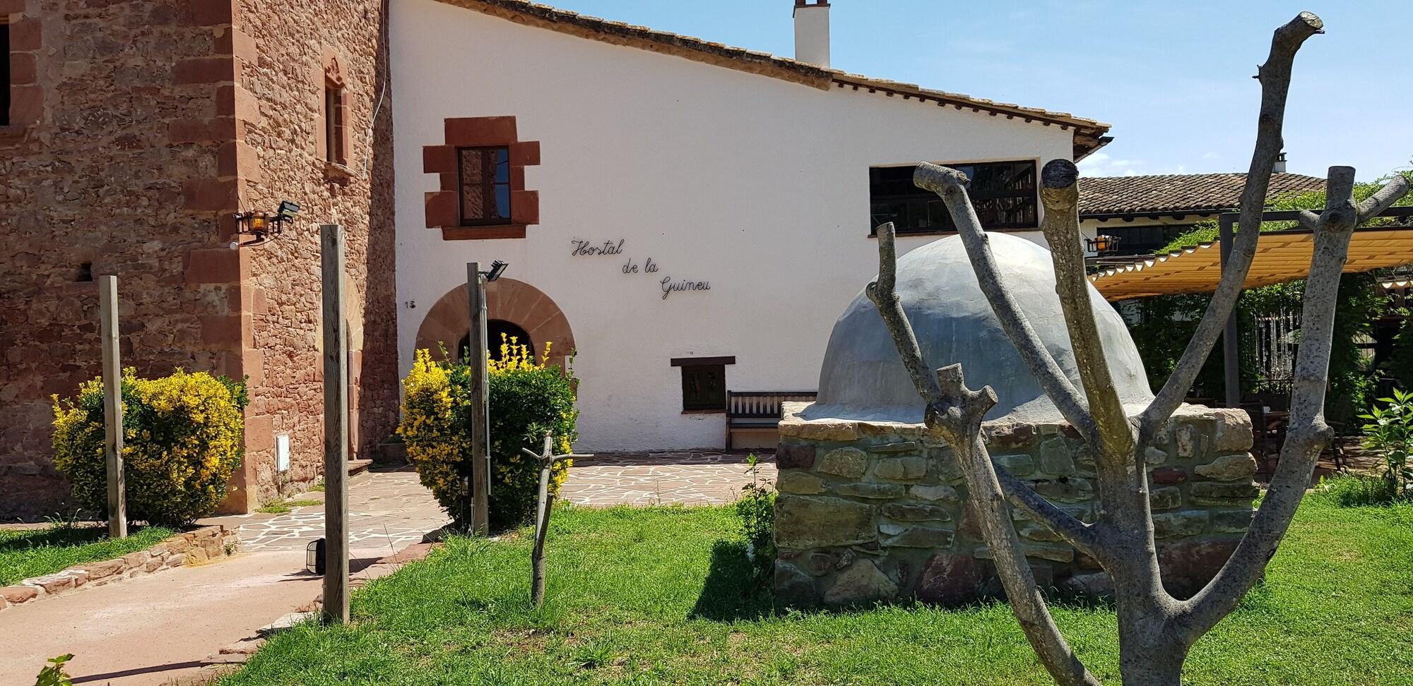 Varios HOSTAL LA GUINEU