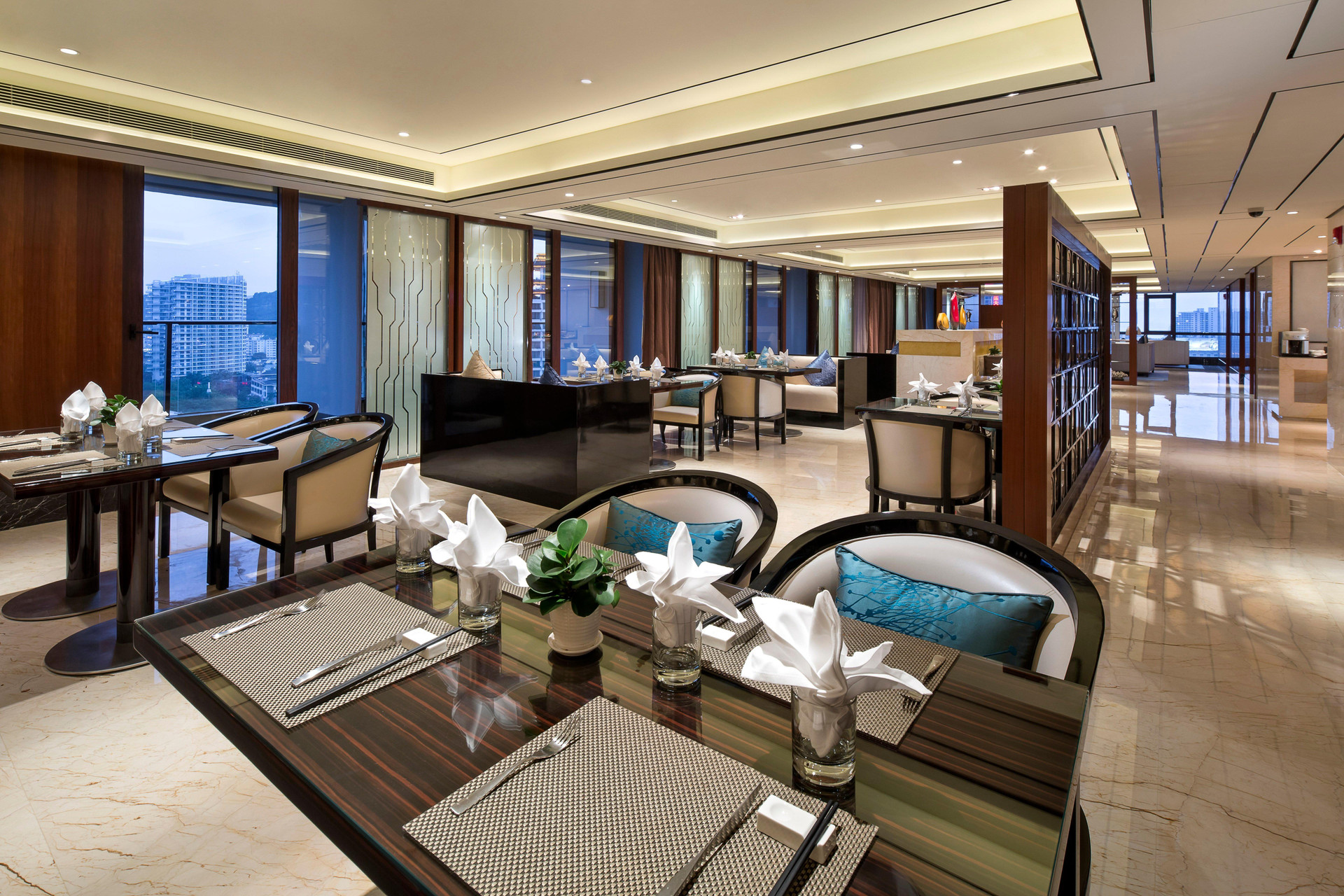 Bar/Salón Crowne Plaza Sanya City Center