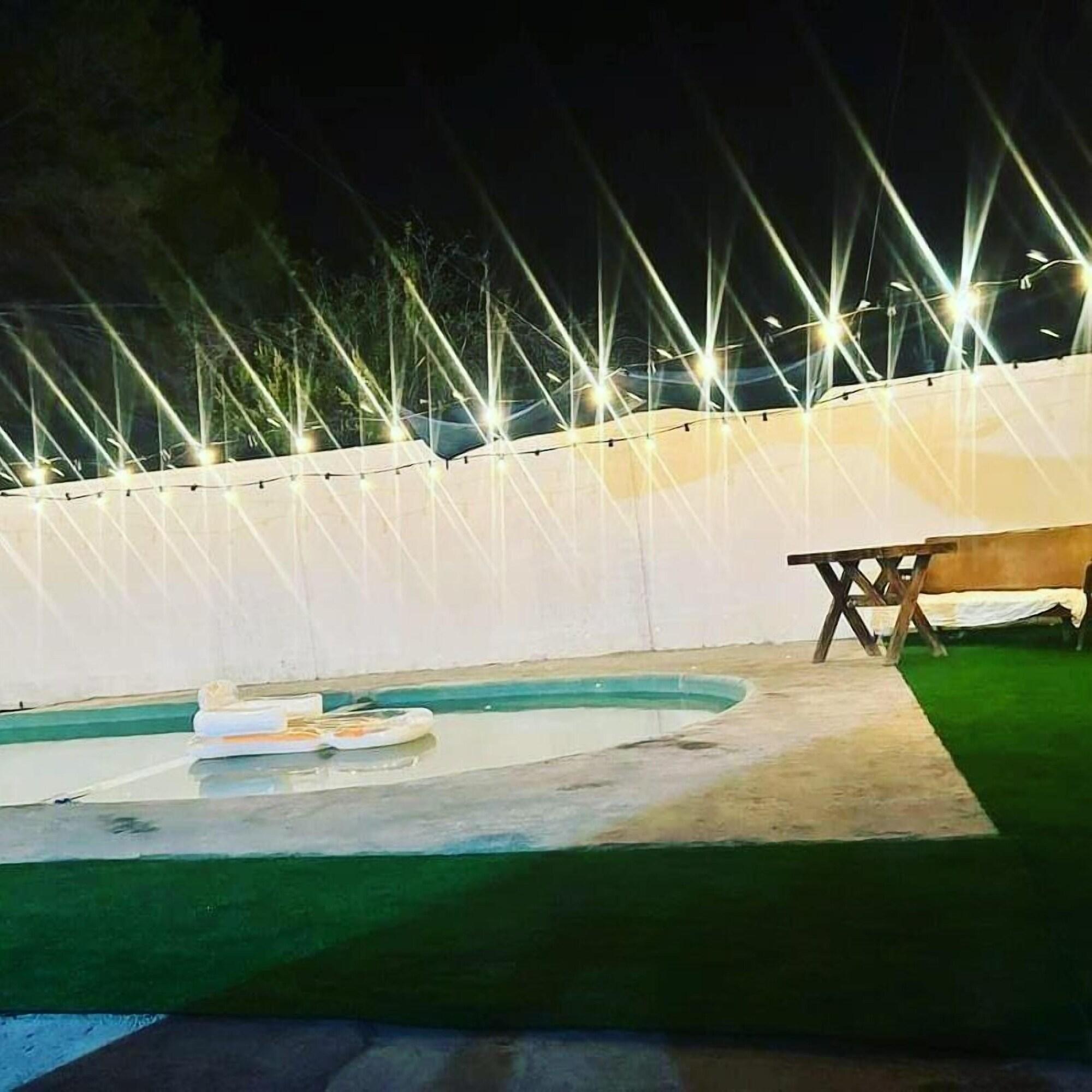 Varios Hostal Destination