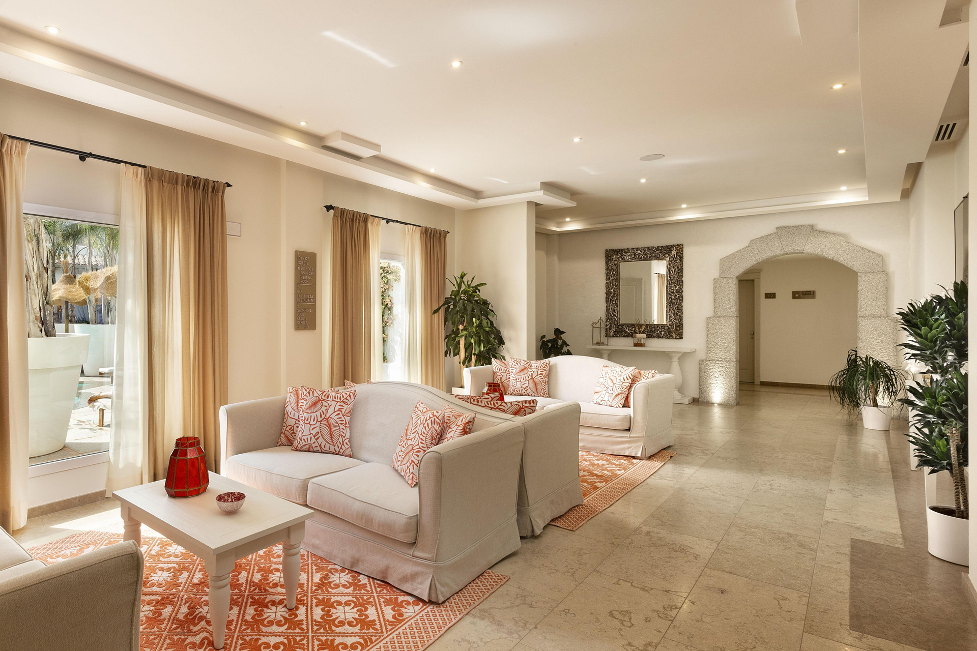 Vista Lobby Grand Hotel Cannigione