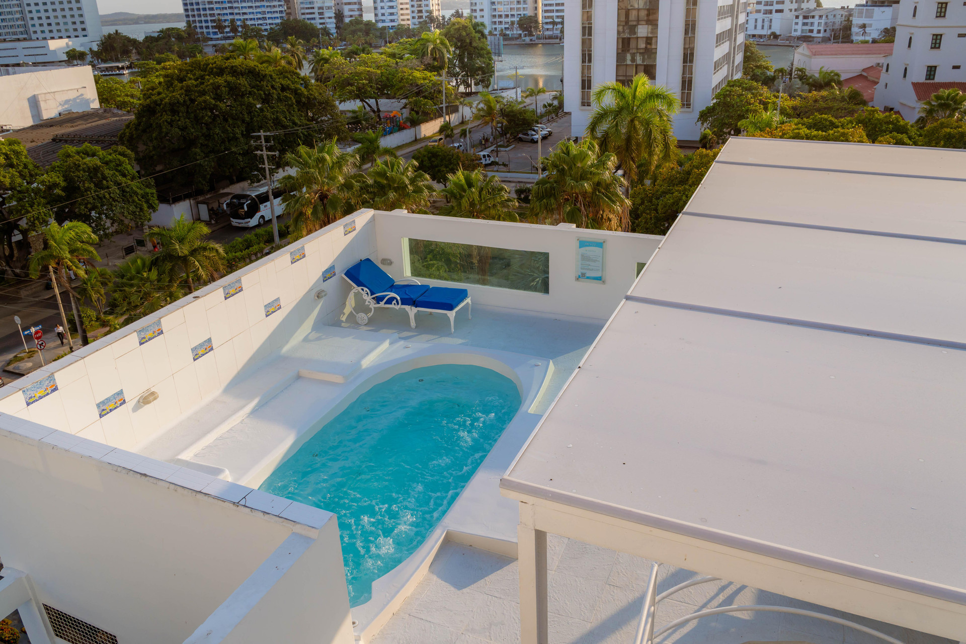 Vista Piscina Hotel Coral Reef Cartagena