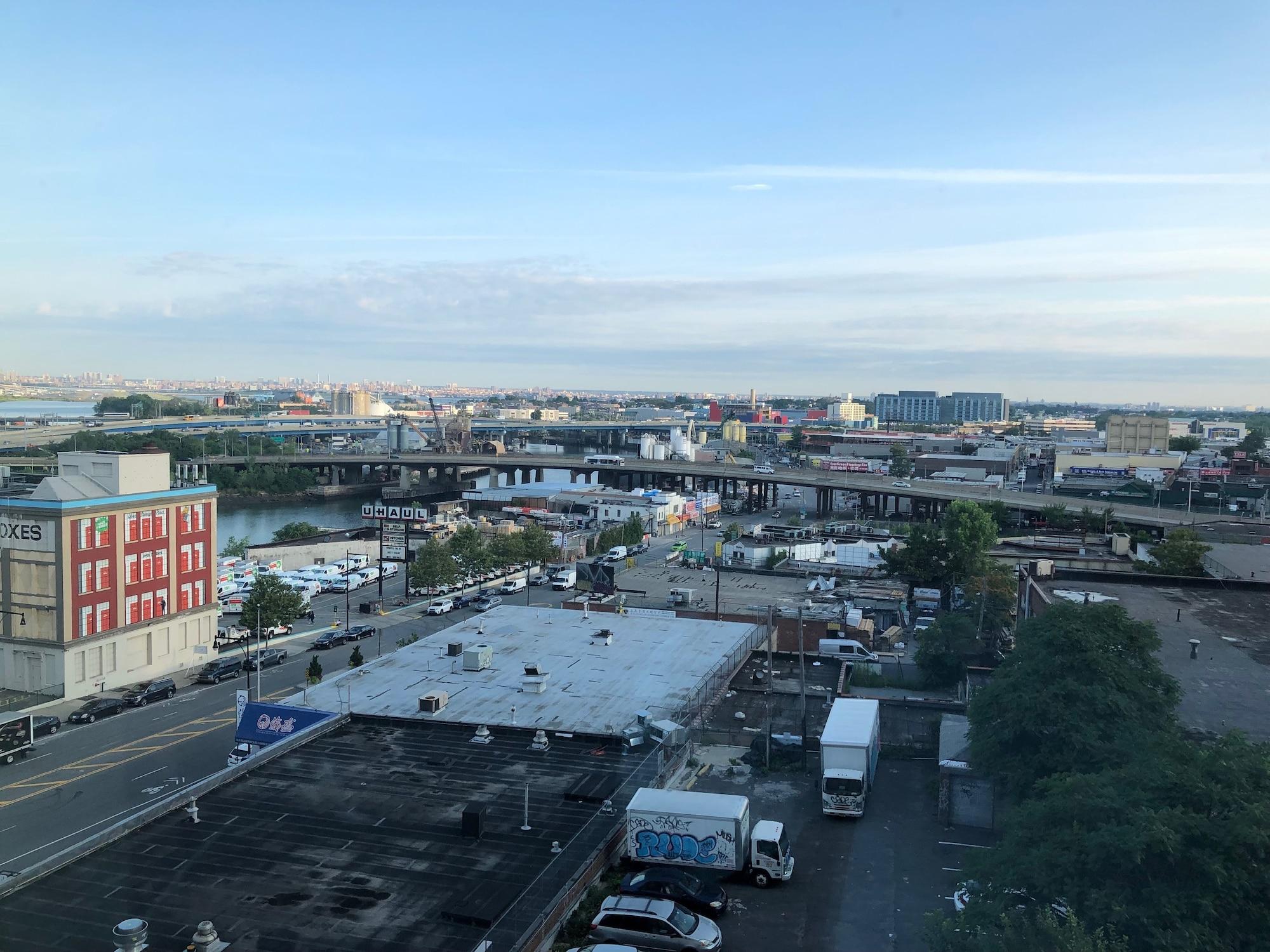 Equipamiento de Habitación John Hotel