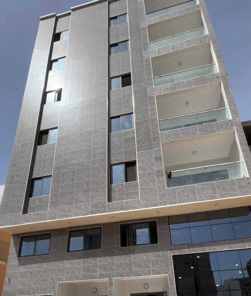 Vista Exterior Couramina