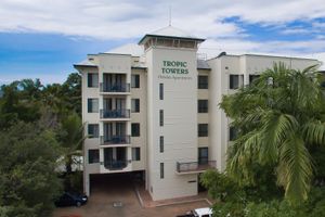 Alojamiento - Tropic Towers Apartments
