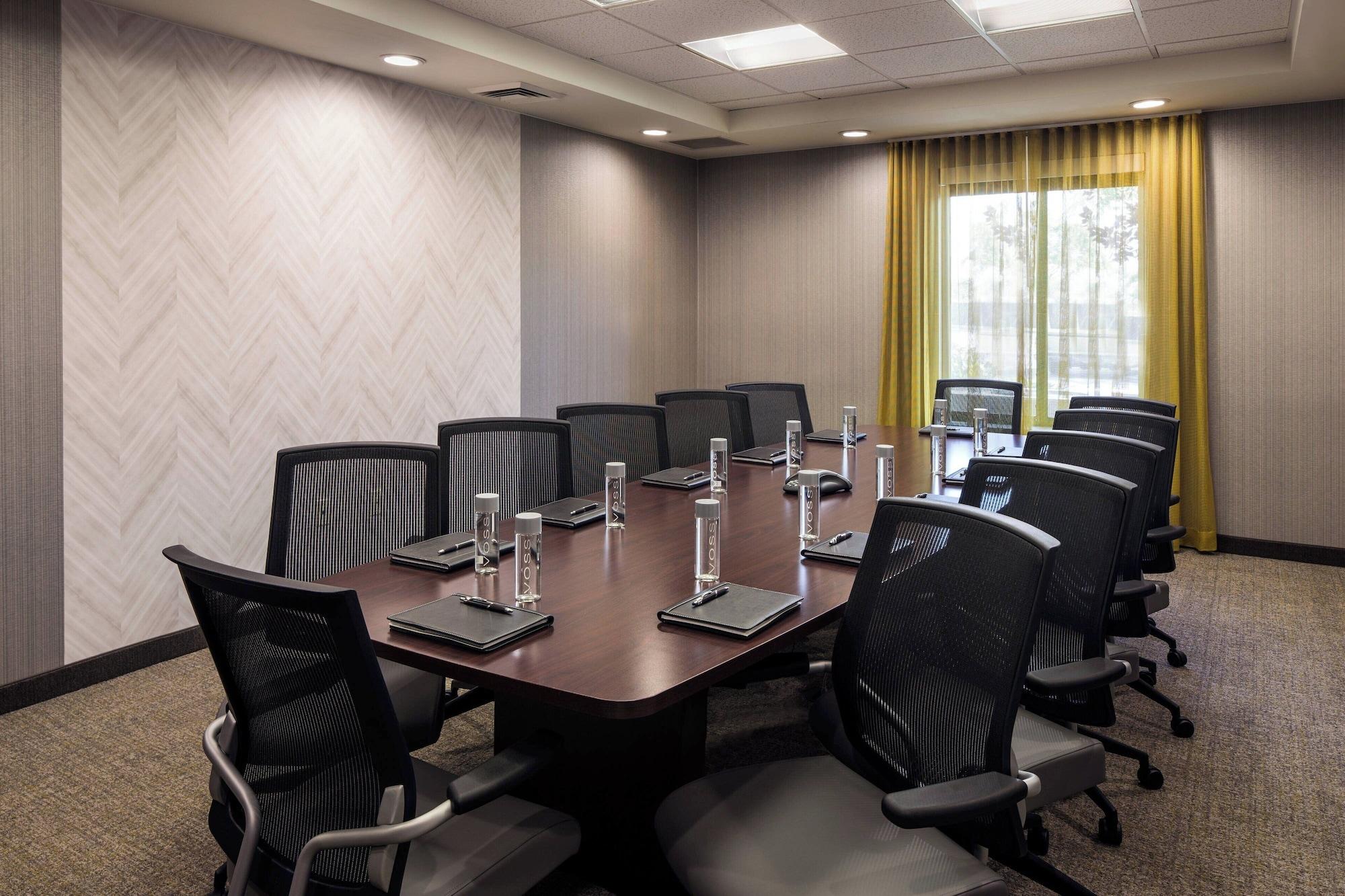 Sala de Reuniones SpringHill Suites by Marriott Bakersfield