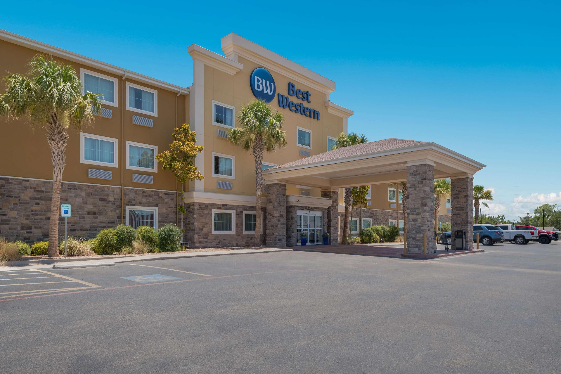 Vista Exterior Best Western North Bryant Inn San Angelo