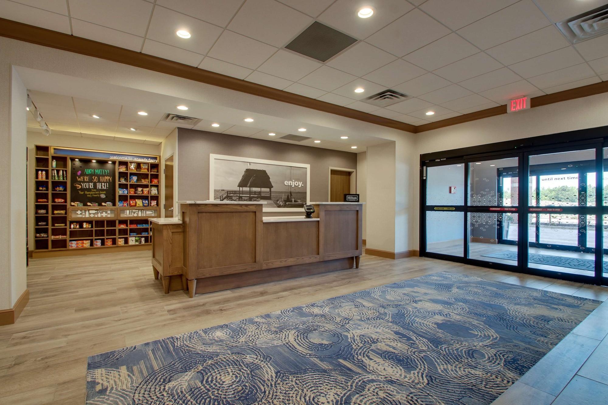 Vista Lobby Hampton Inn Sneads Ferry North Topsail Beach