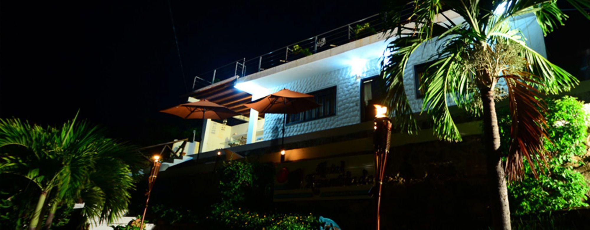 Varios Hotel Boutique Acantilado