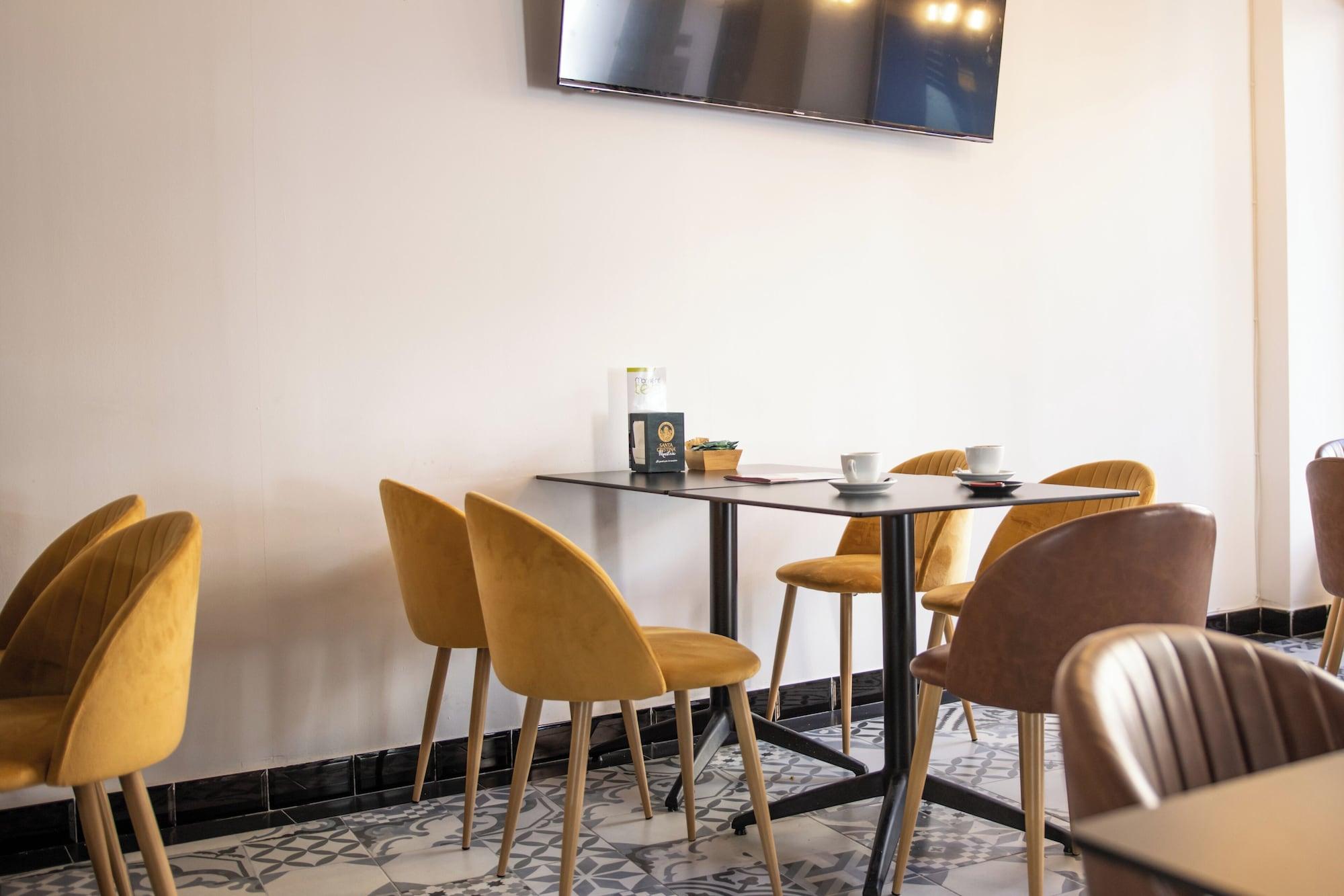 Bar/Salón Hotel Agur