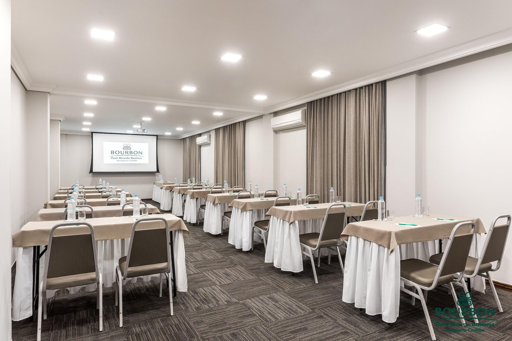 Sala de Reuniones Bourbon Dom Ricardo Aeroporto Curitiba Business Hotel