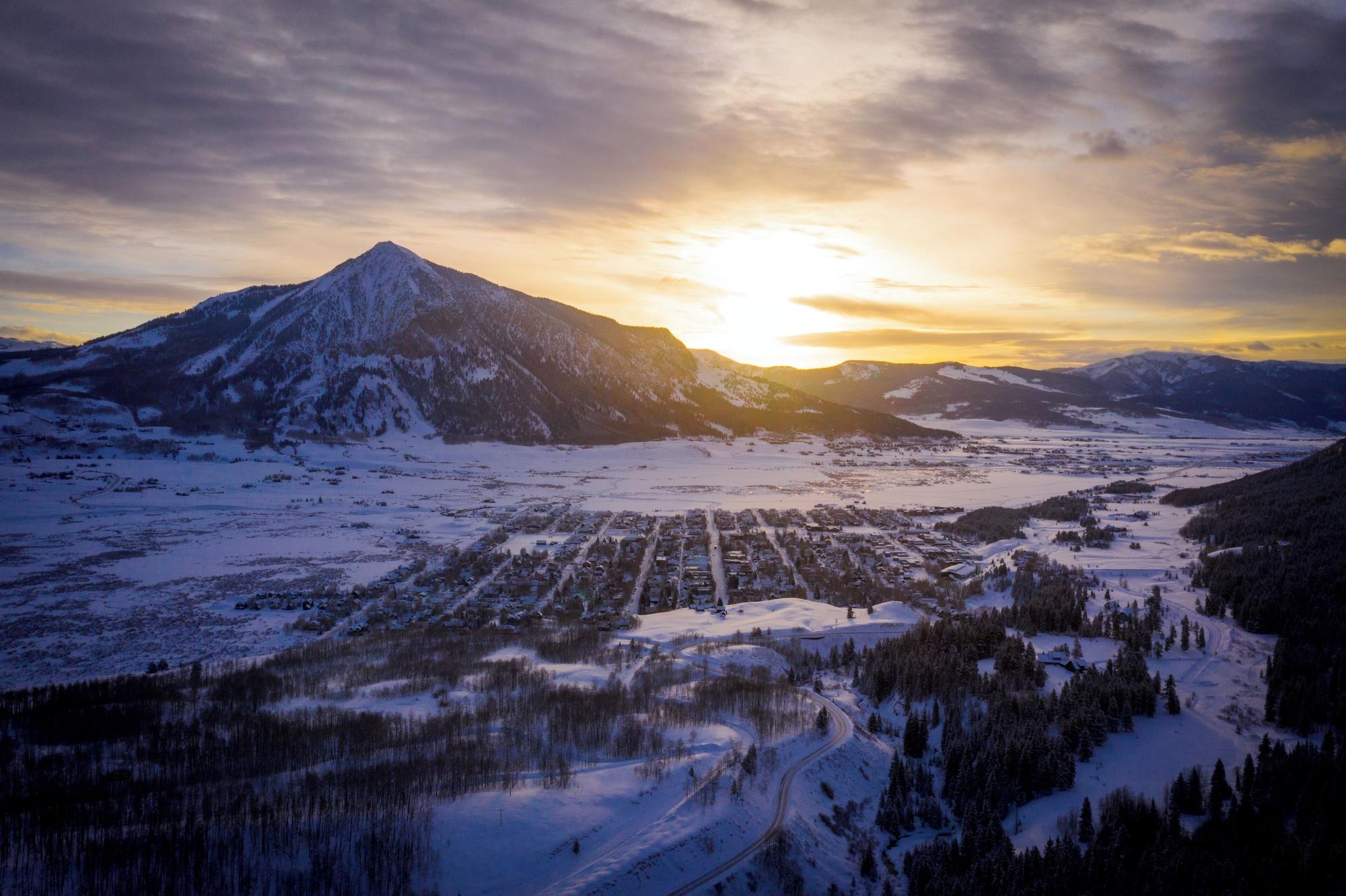 Vista Exterior Elevation Hotel & Spa