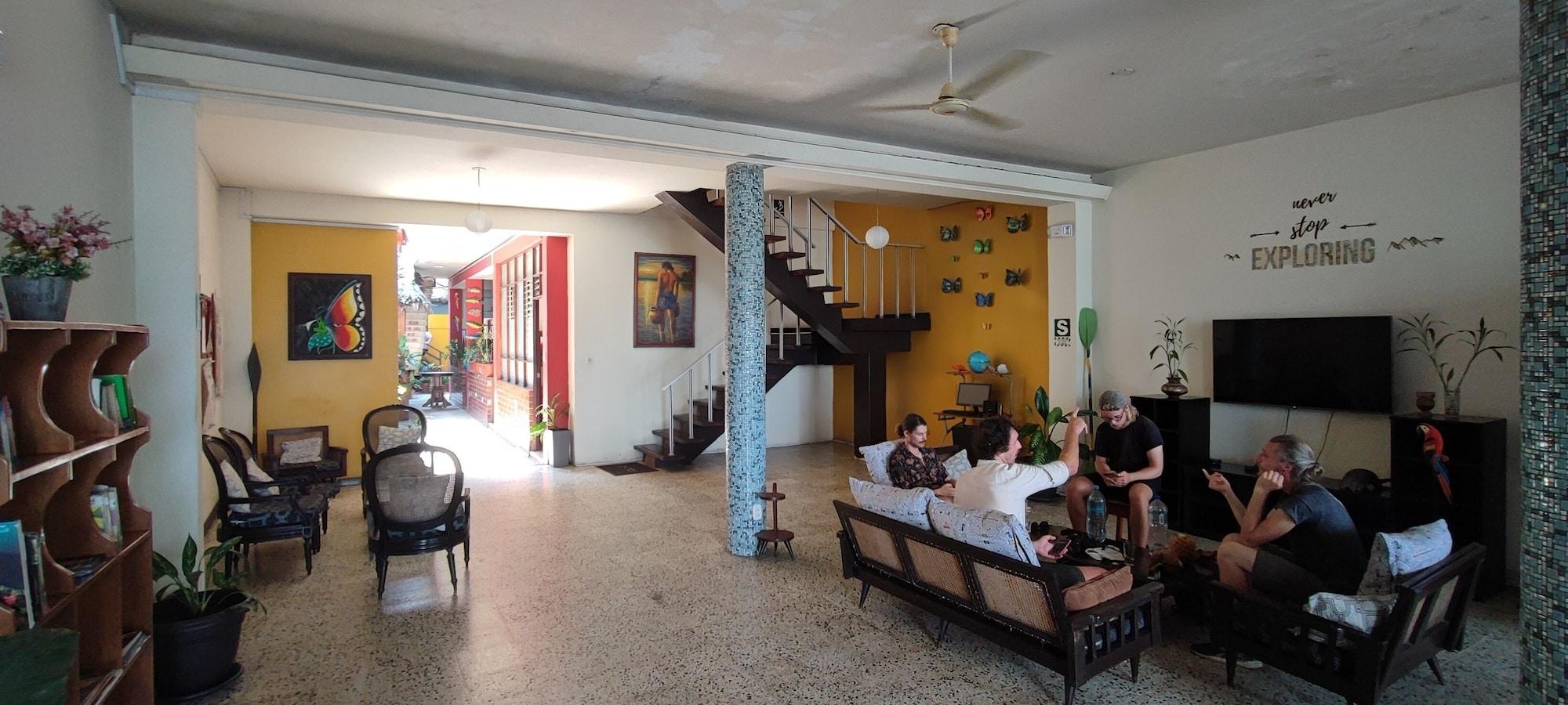 Vista Lobby Flying Dog Hostels Iquitos