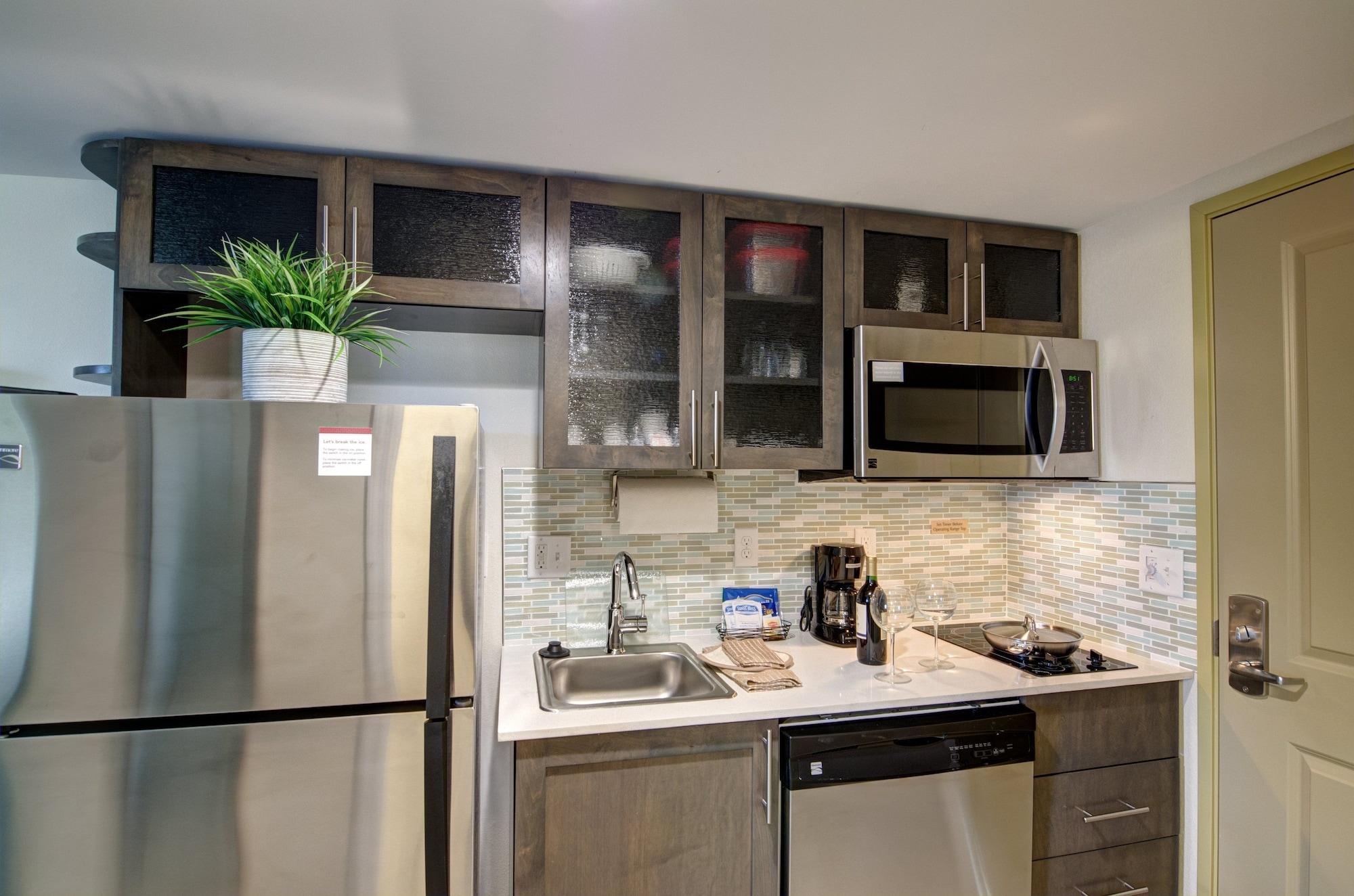 Equipamiento de Habitación Candlewood Suites Richmond - West Broad by IHG