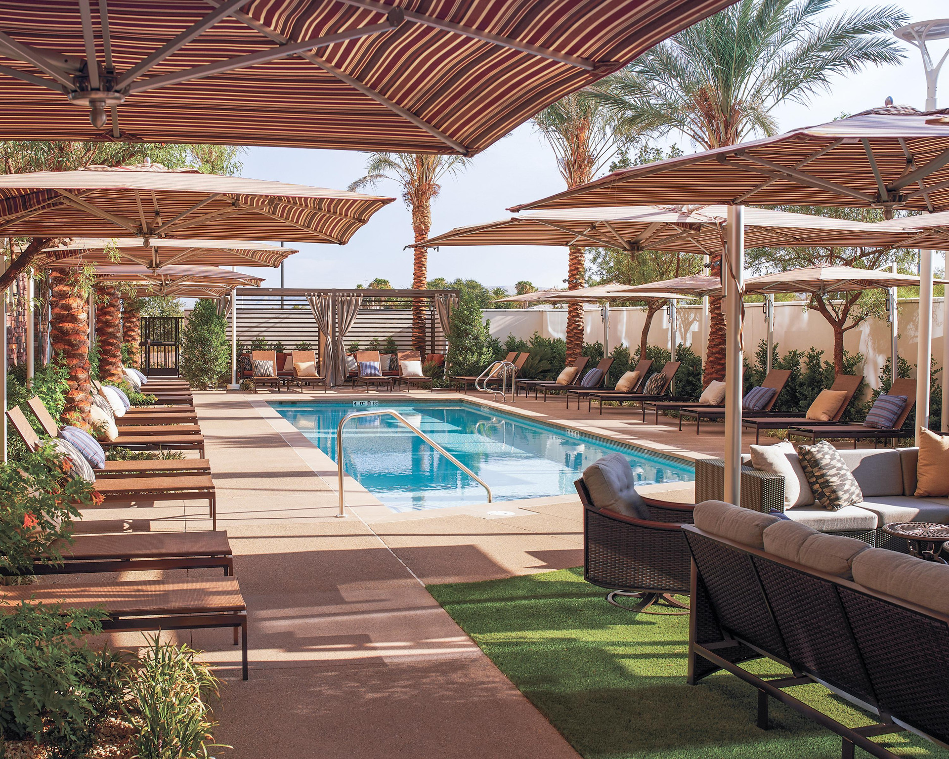 Vista Piscina Hyatt Place Las Vegas at Silverton