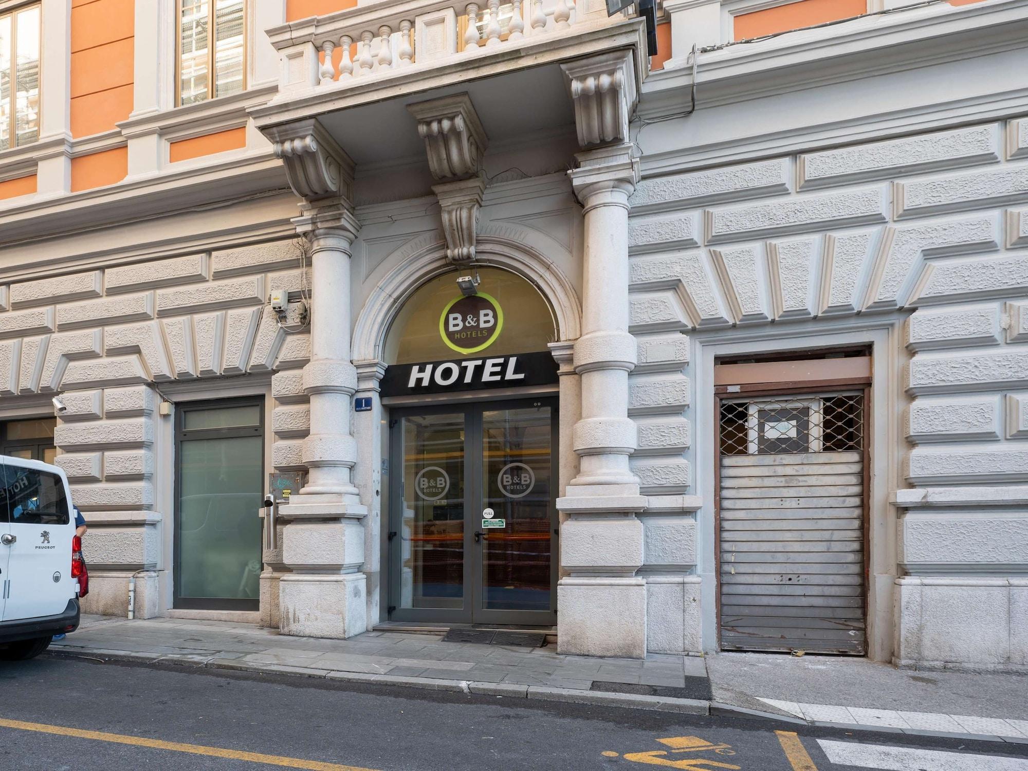 Vista Exterior B&B Hotel Trieste