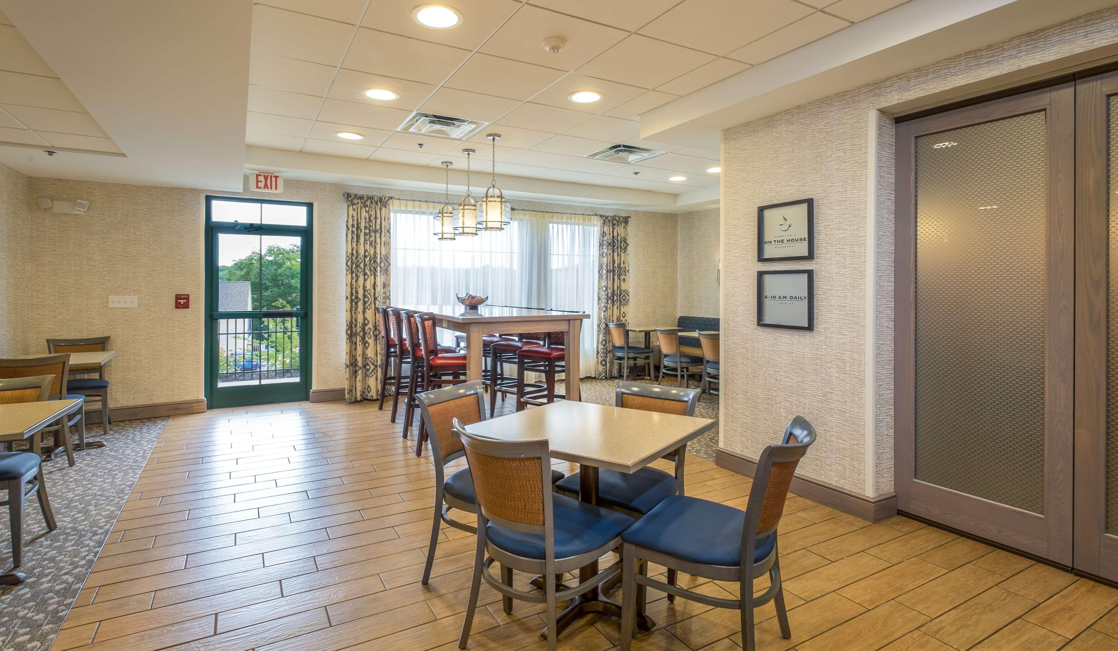 Vista Lobby Hampton Inn Freeport/Brunswick