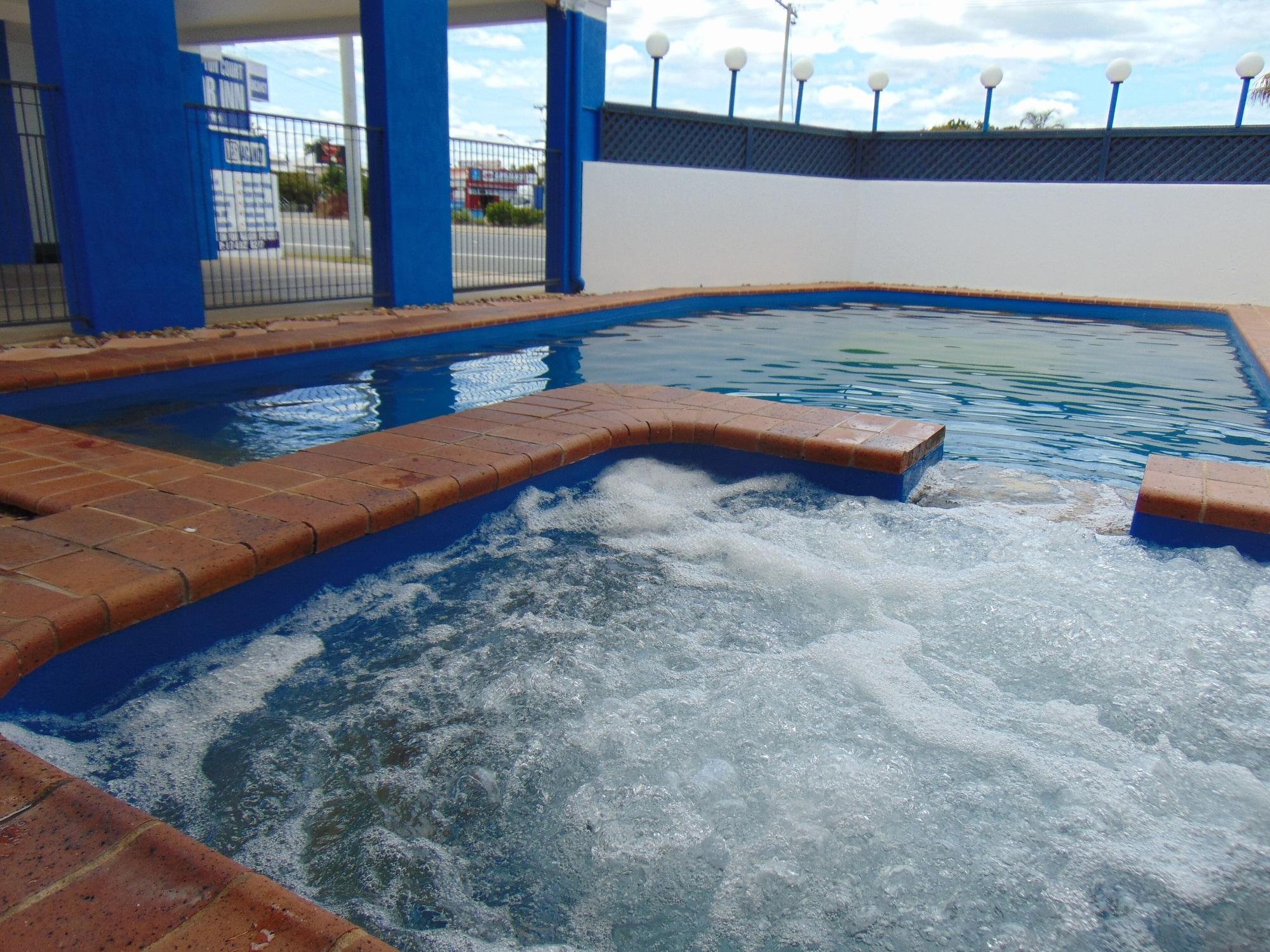 Spa Rockhampton Court Motor Inn