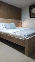 Alquiler Vacacional - 8 BR Luxury 6000 S.F. Mansion , 2 Bars Hot Tub, Bbq and Ac