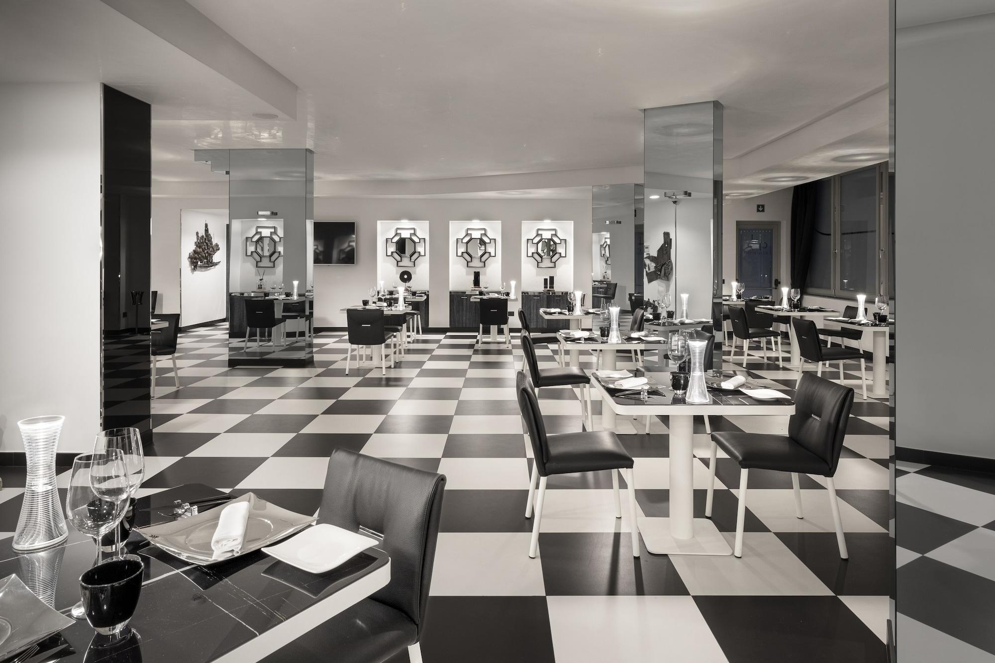 Restaurant LHP Napoli Palace & spa