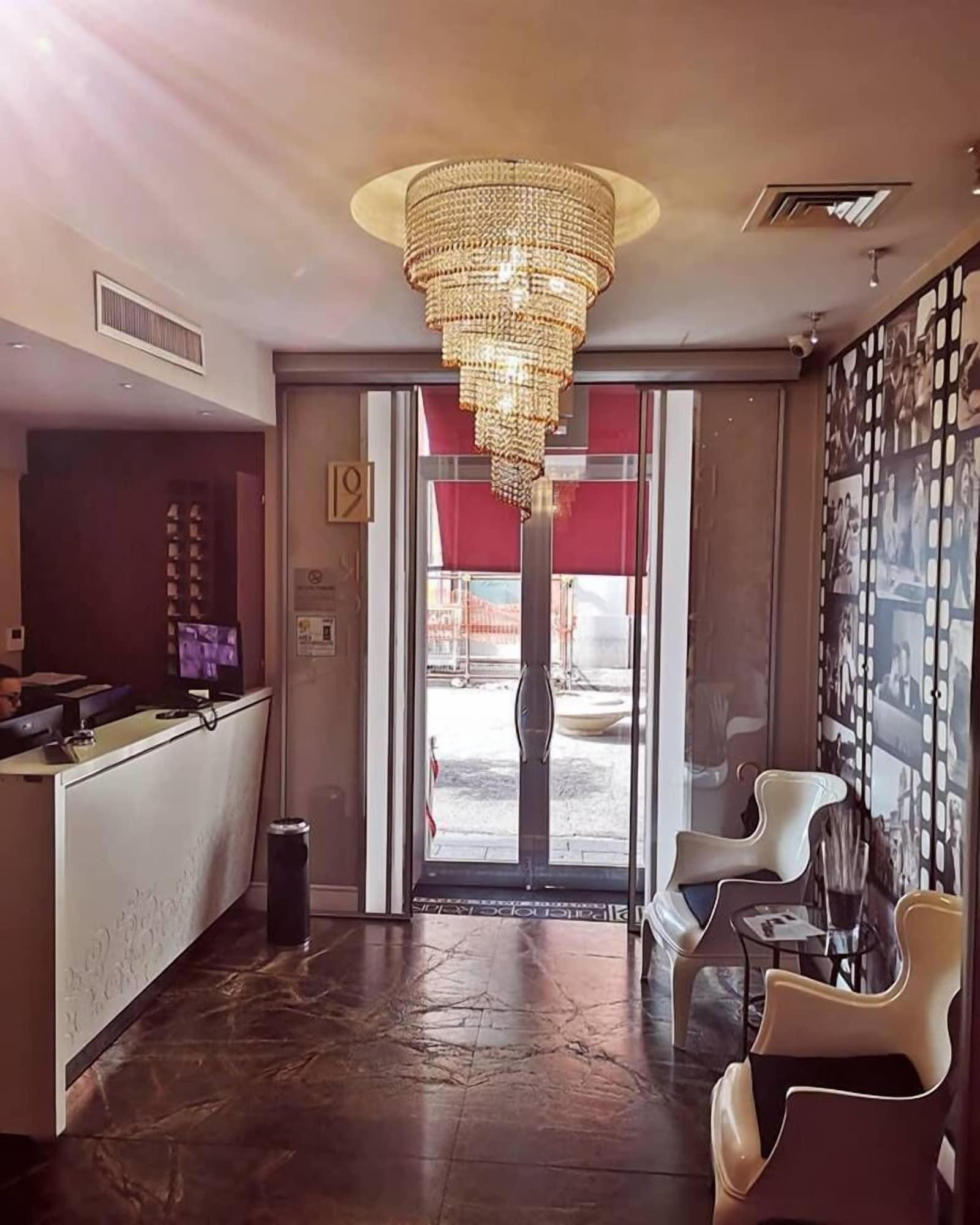 Vista Lobby Partenope Relais